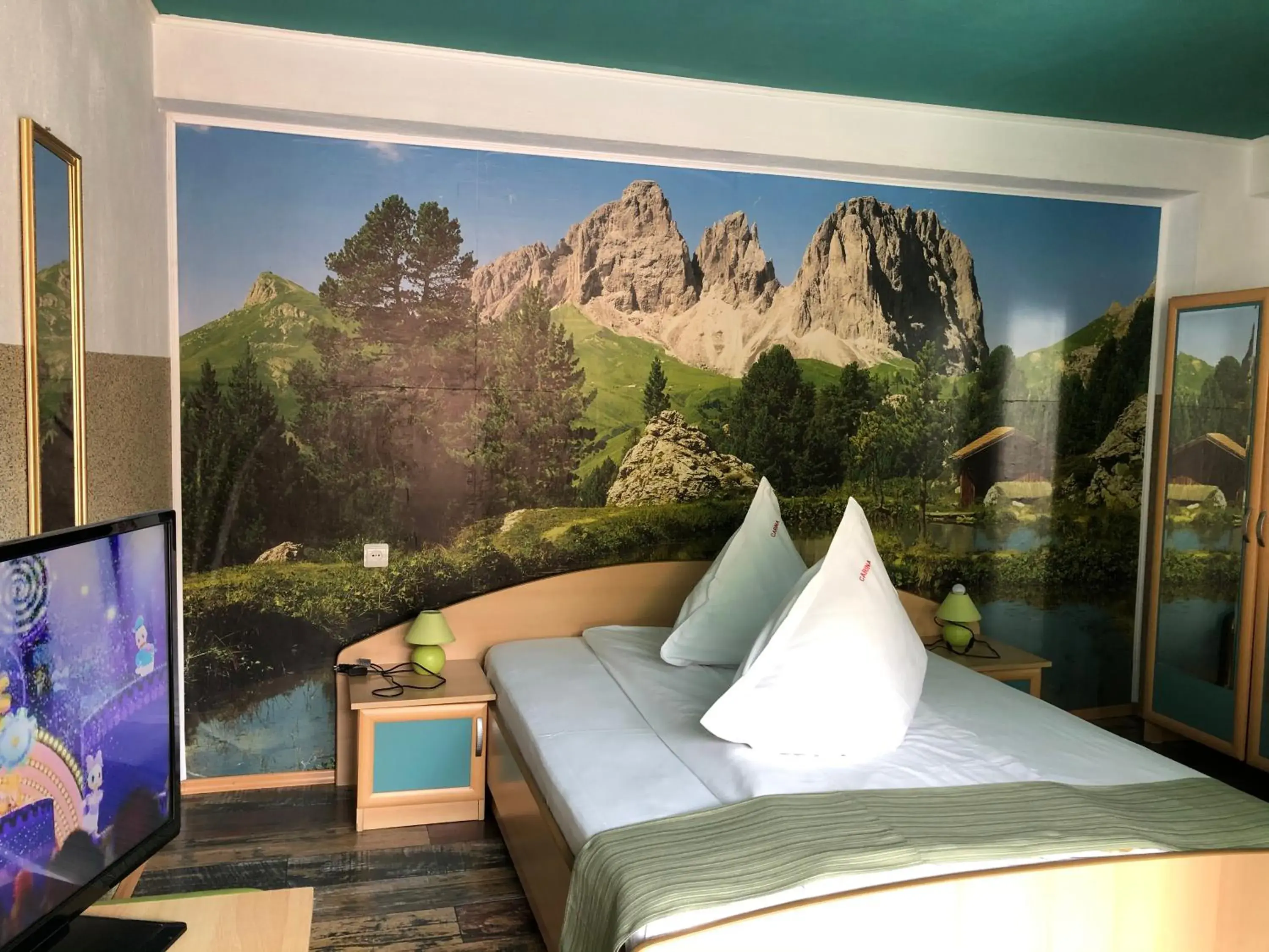 Double Room with Balcony in Pensiunea Carina Double Room with Balcony in Pensiunea Carina