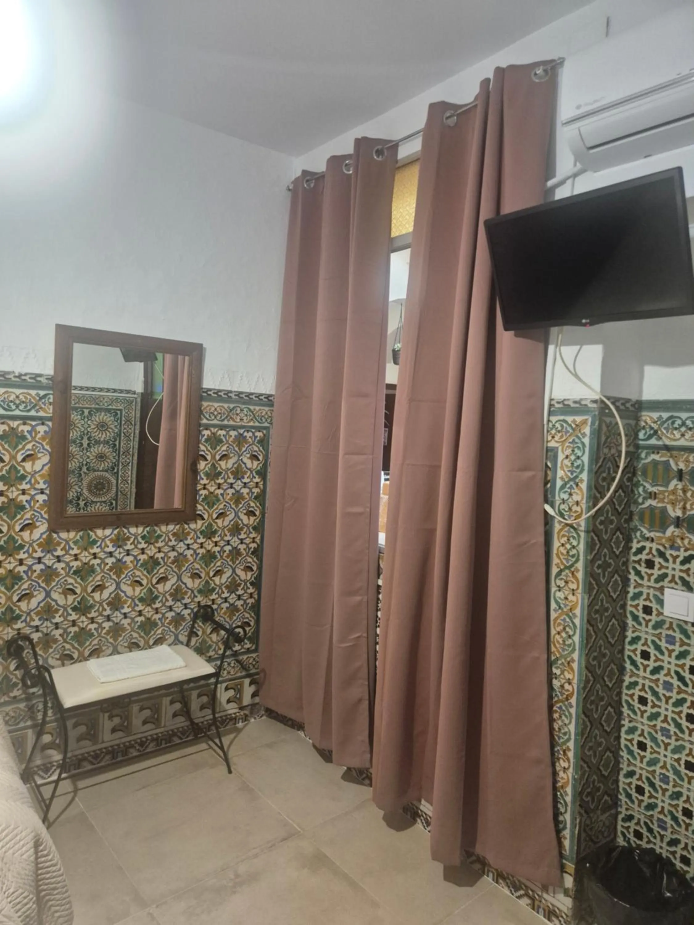 Bedroom in Pensión Javier