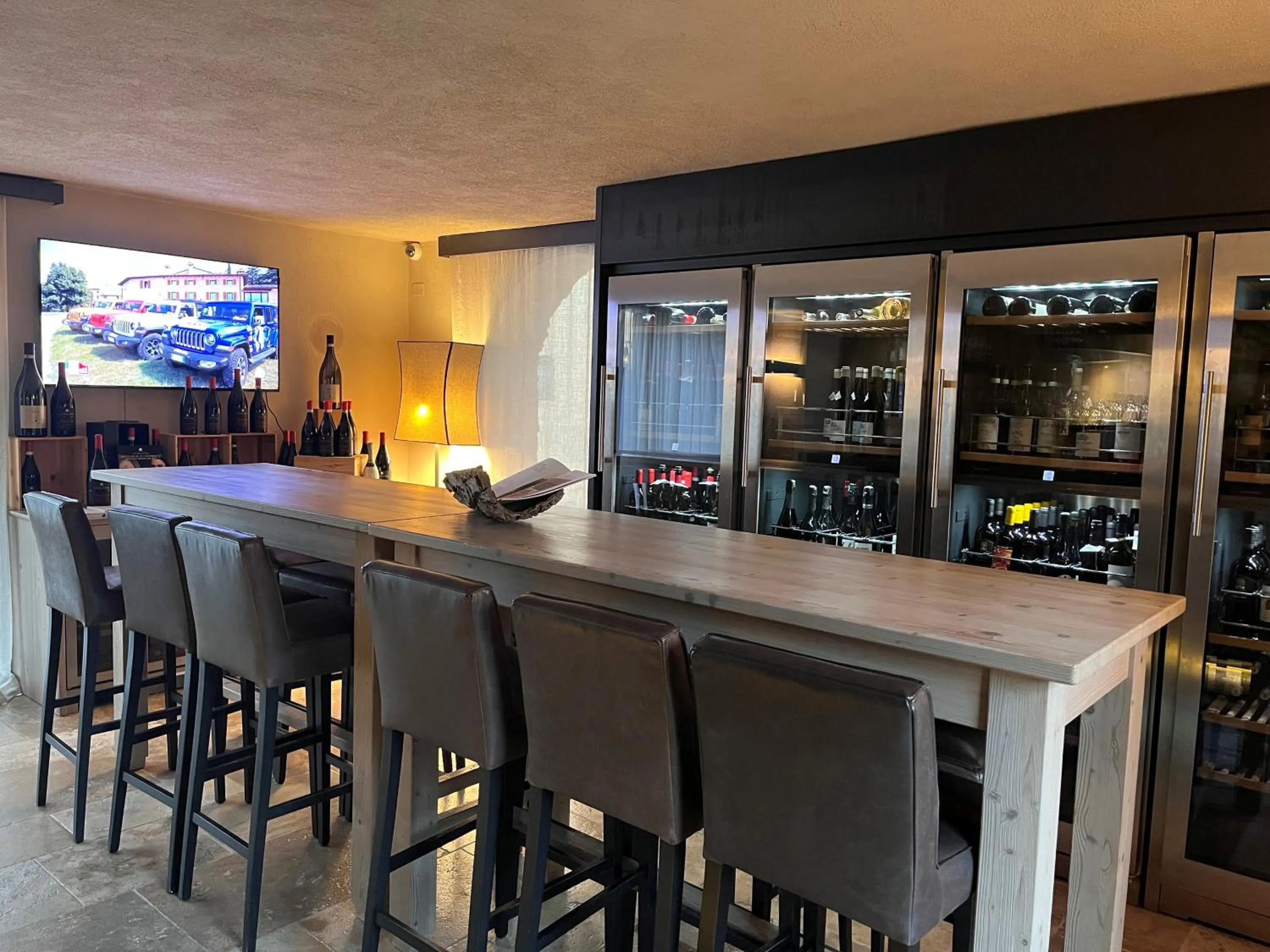 Restaurant/places to eat in Ca' del Moro Wine Retreat