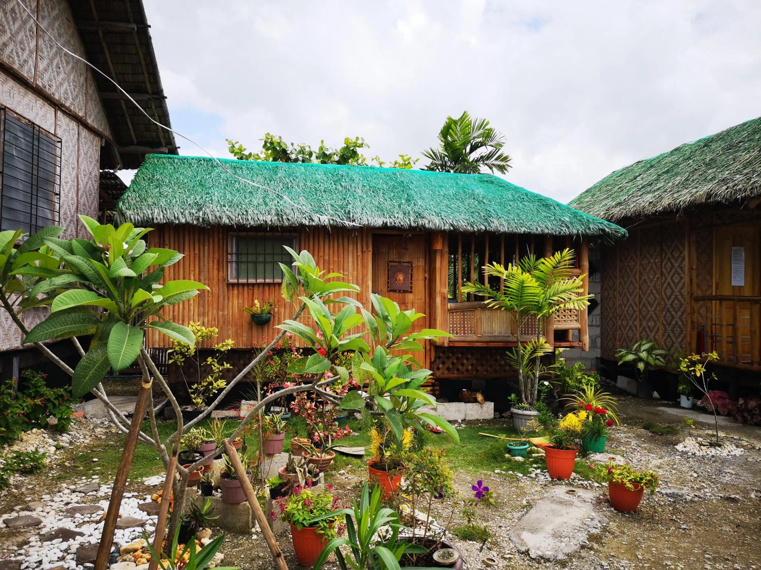 Facade/entrance in Titanic's Nipa Hut