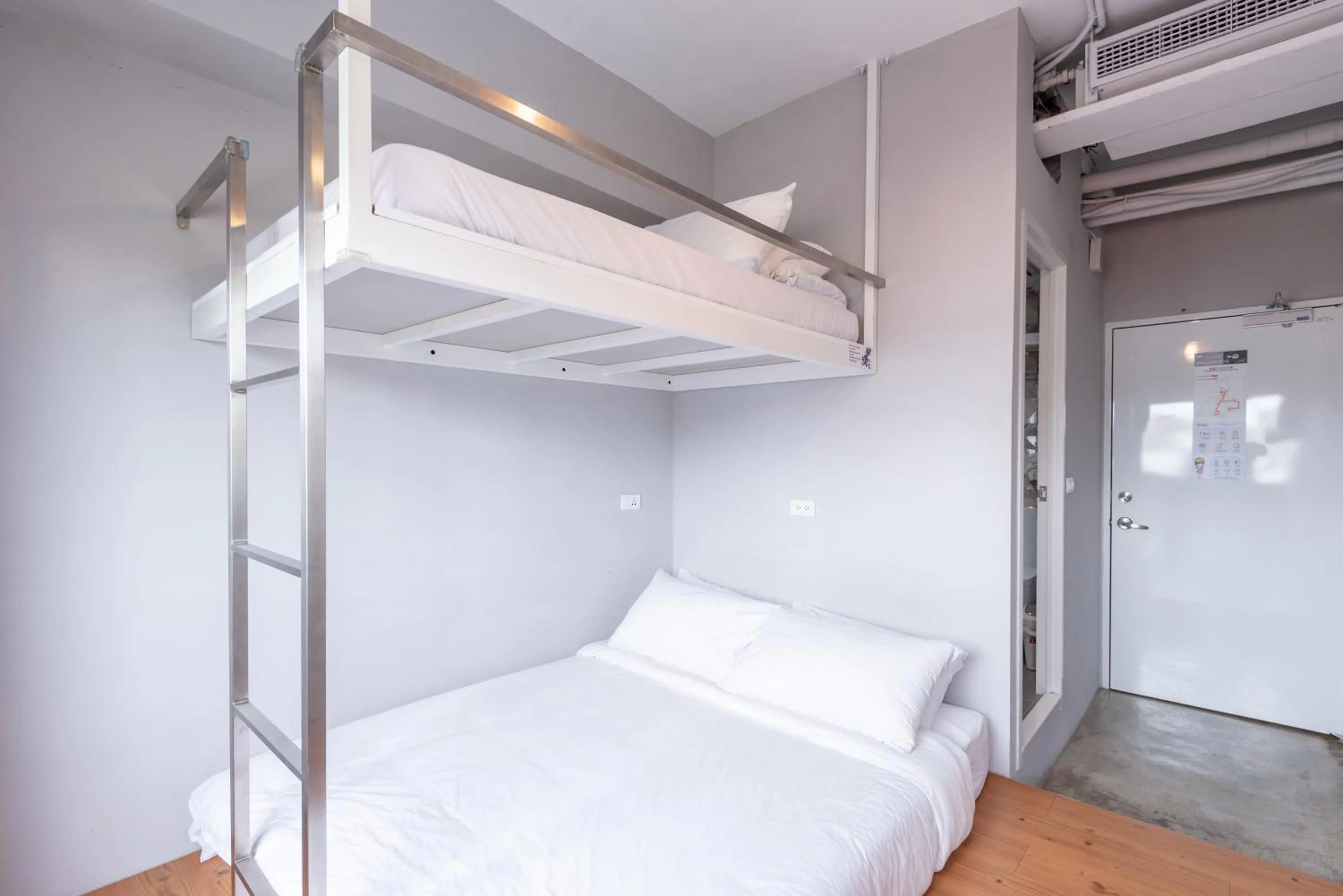 Bed in May Rooms Taipei Main Station