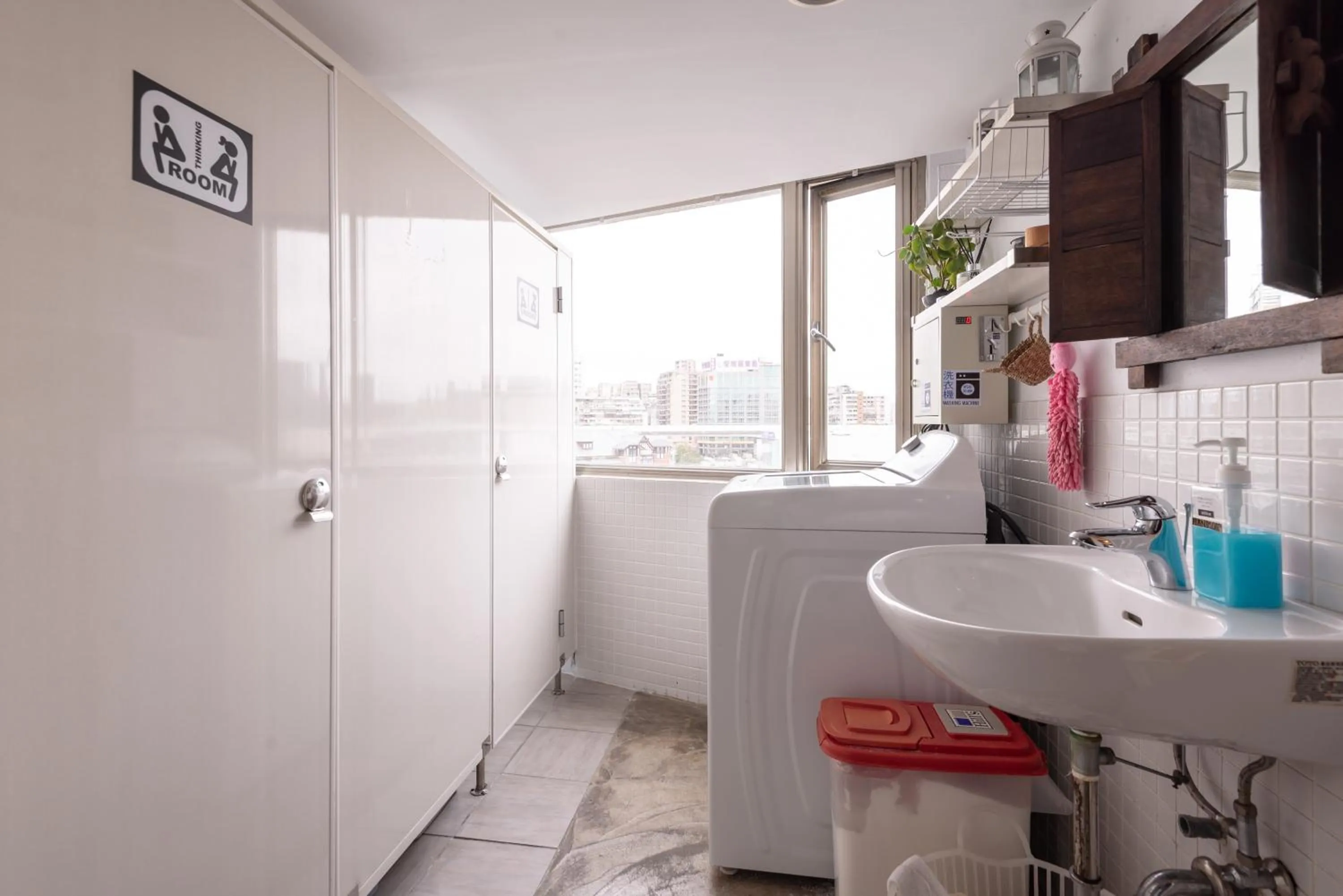 May Rooms Taipei Main Station