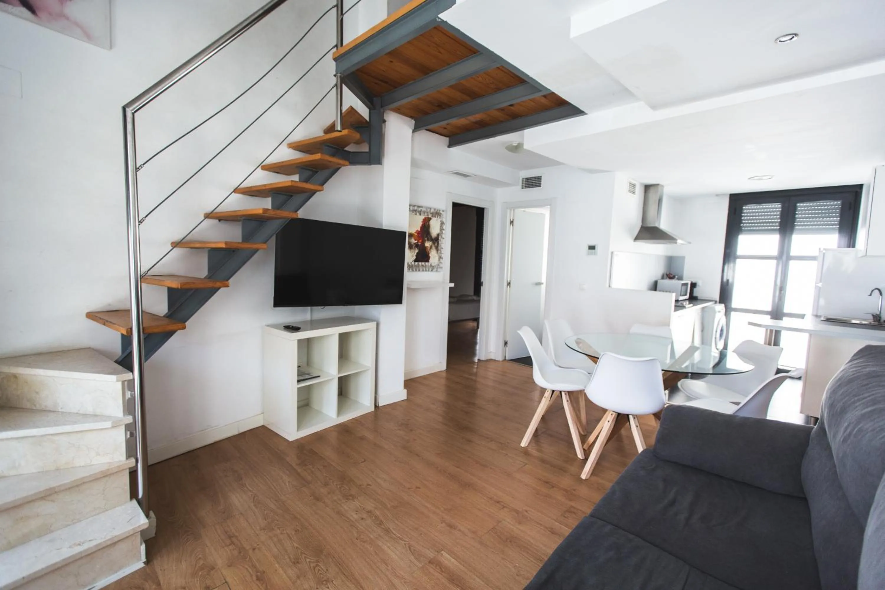 Apartamentos Centro Cordoba by MiRa