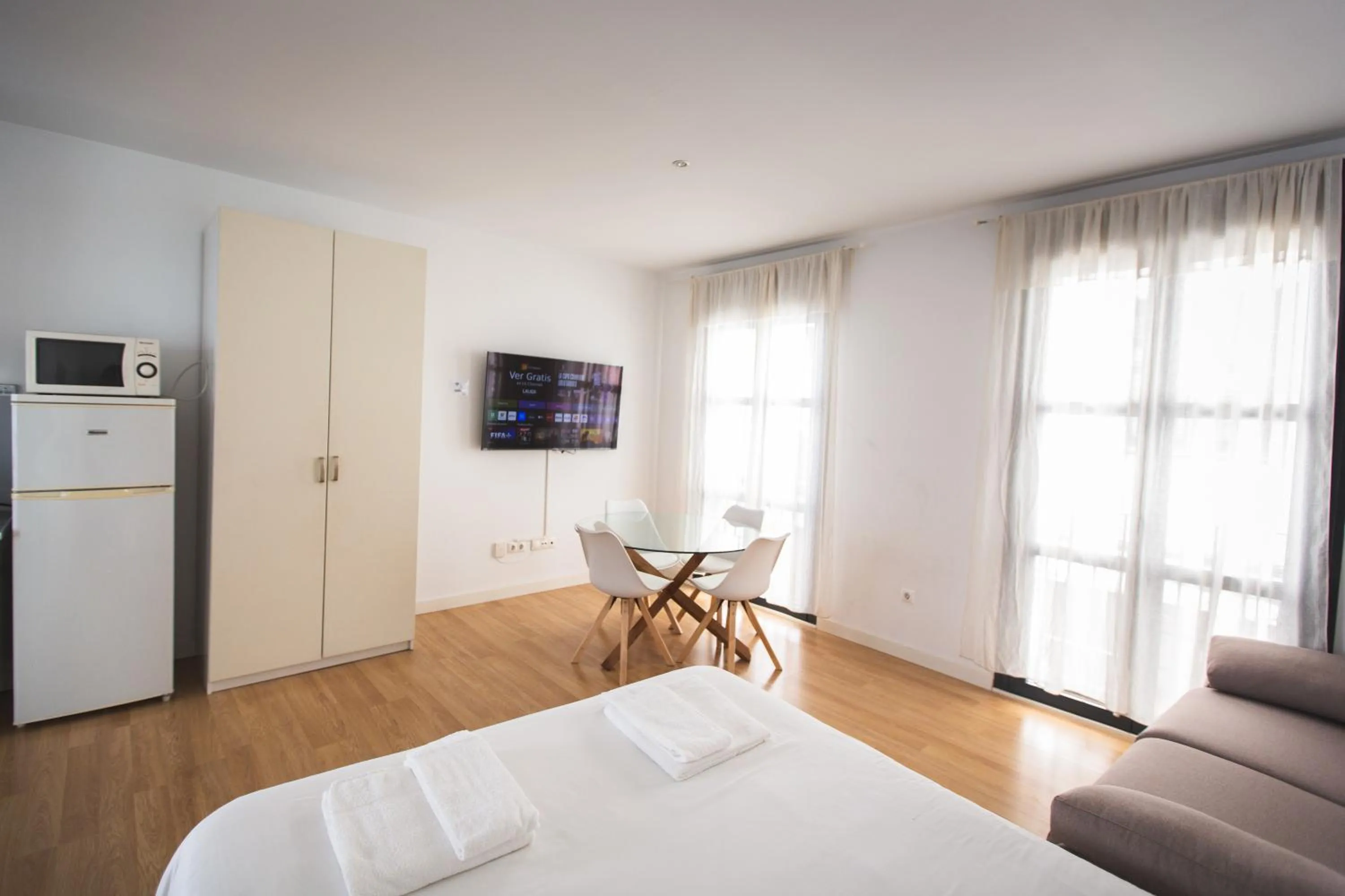 Bed in Apartamentos Centro Cordoba by MiRa