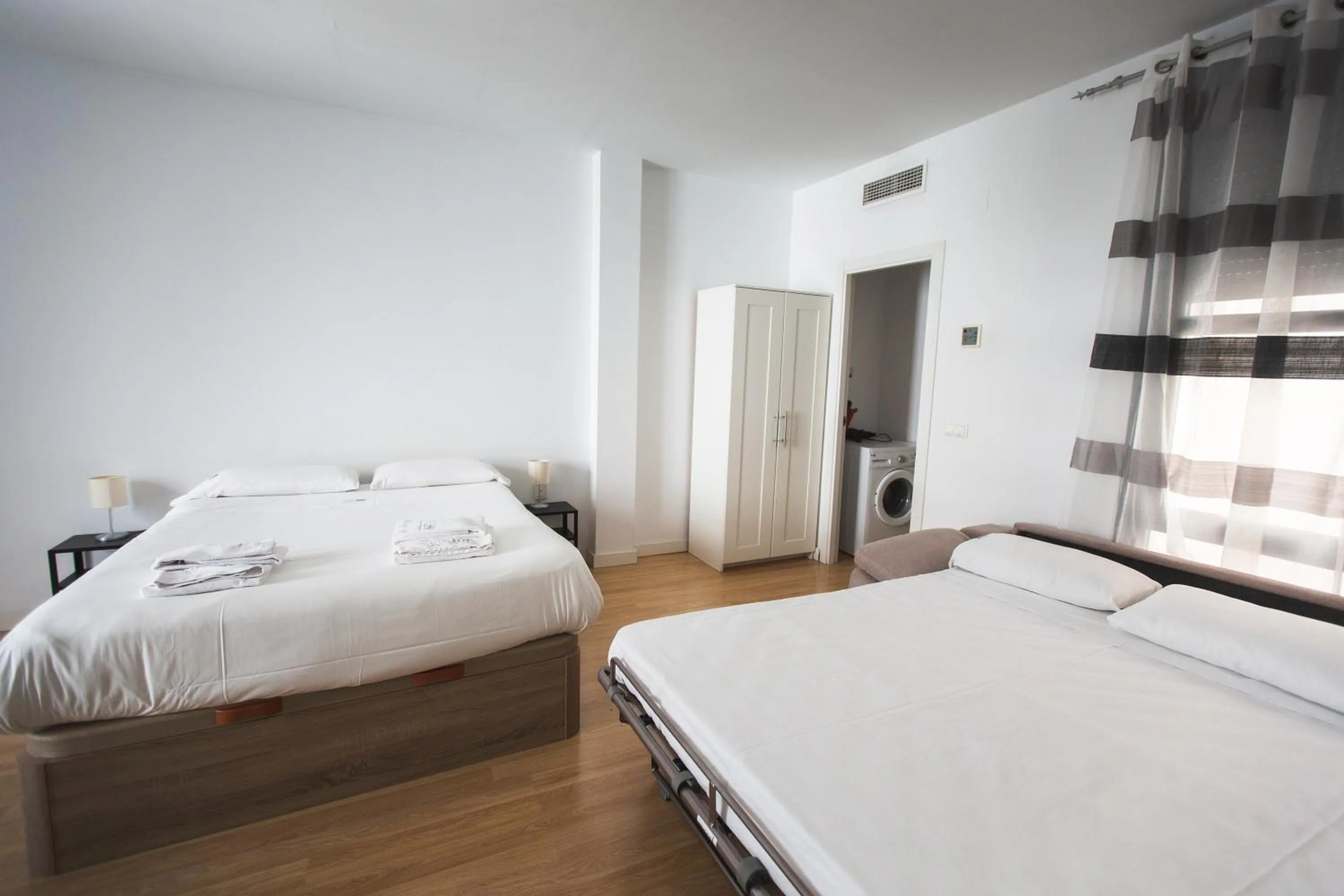 Bed in Apartamentos Centro Cordoba by MiRa