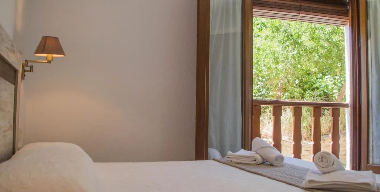 Bedroom, Bed in Apartamentos Vista Veleta