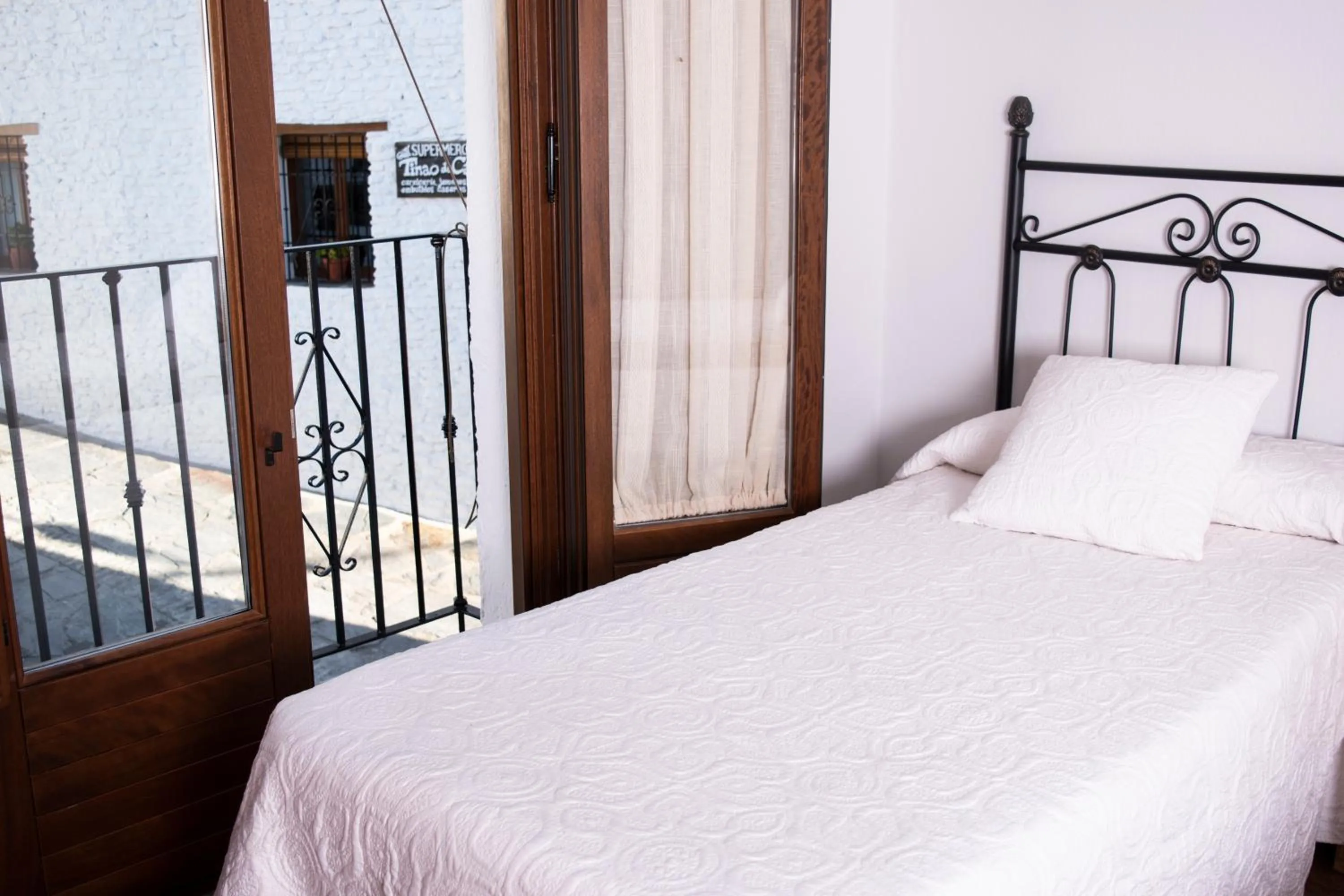 Bedroom, Bed in Apartamentos Vista Veleta