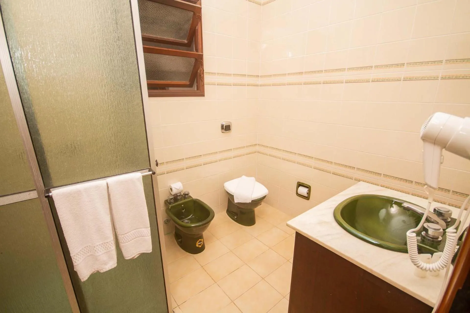 Bathroom in Alven Hotel by Slaviero Hotéis