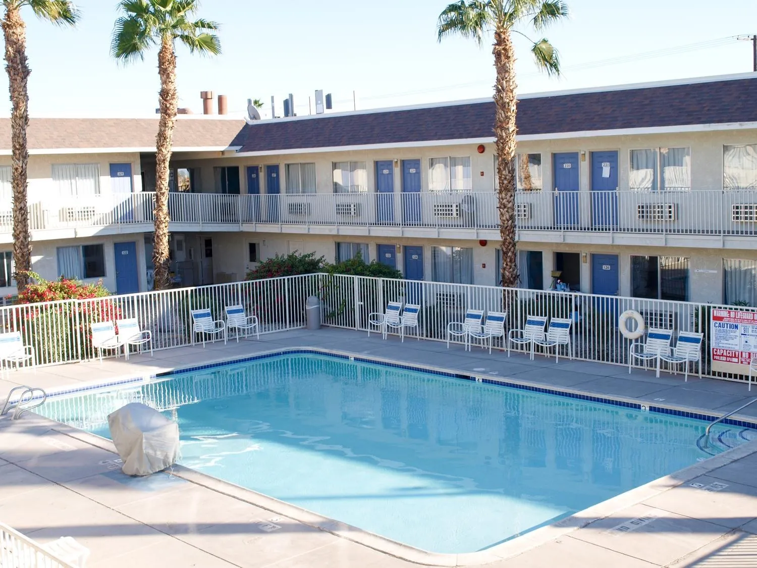 Swimming pool in Motel 6-El Centro, CA