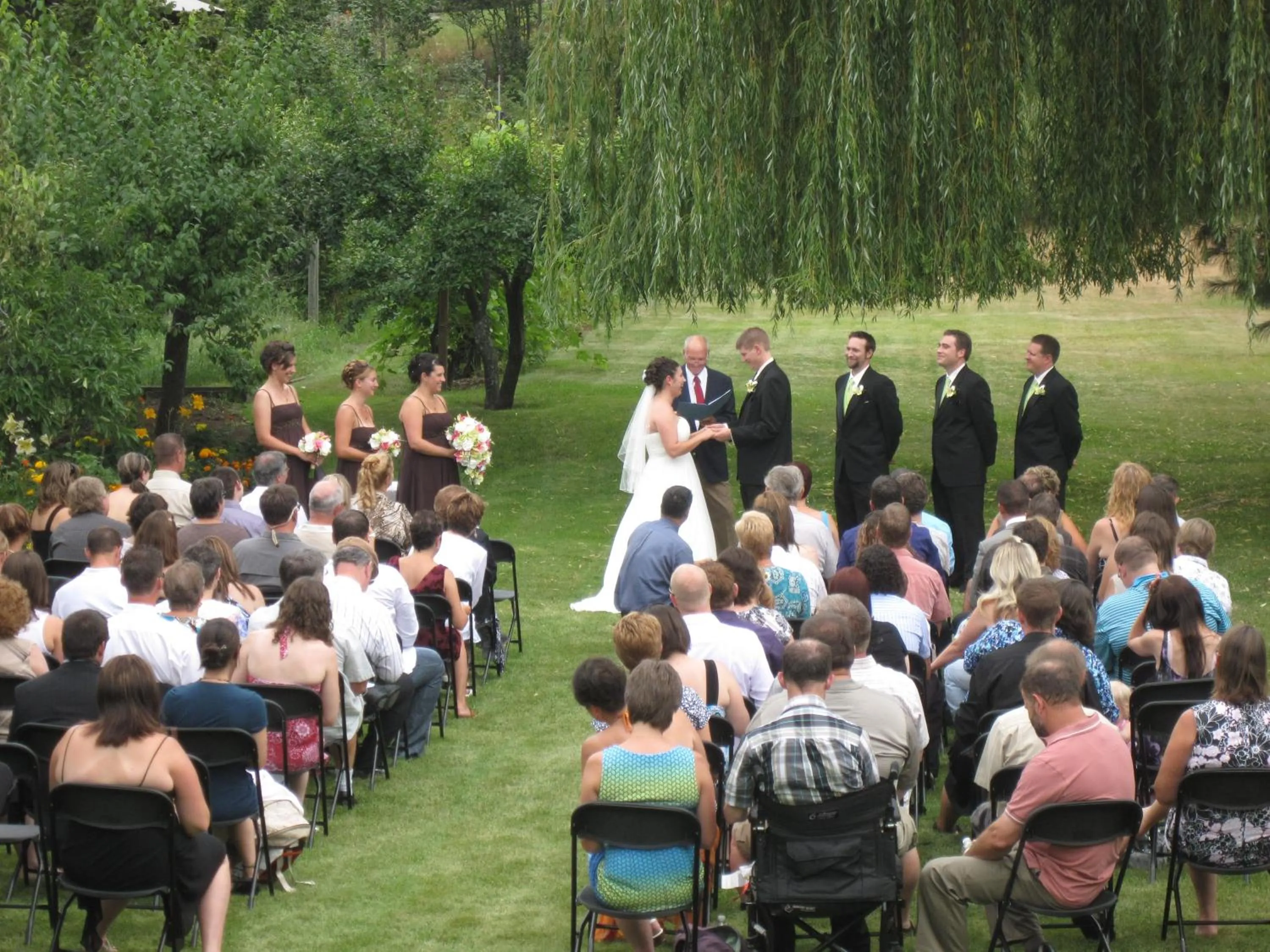 Genelle House B&B Guest House