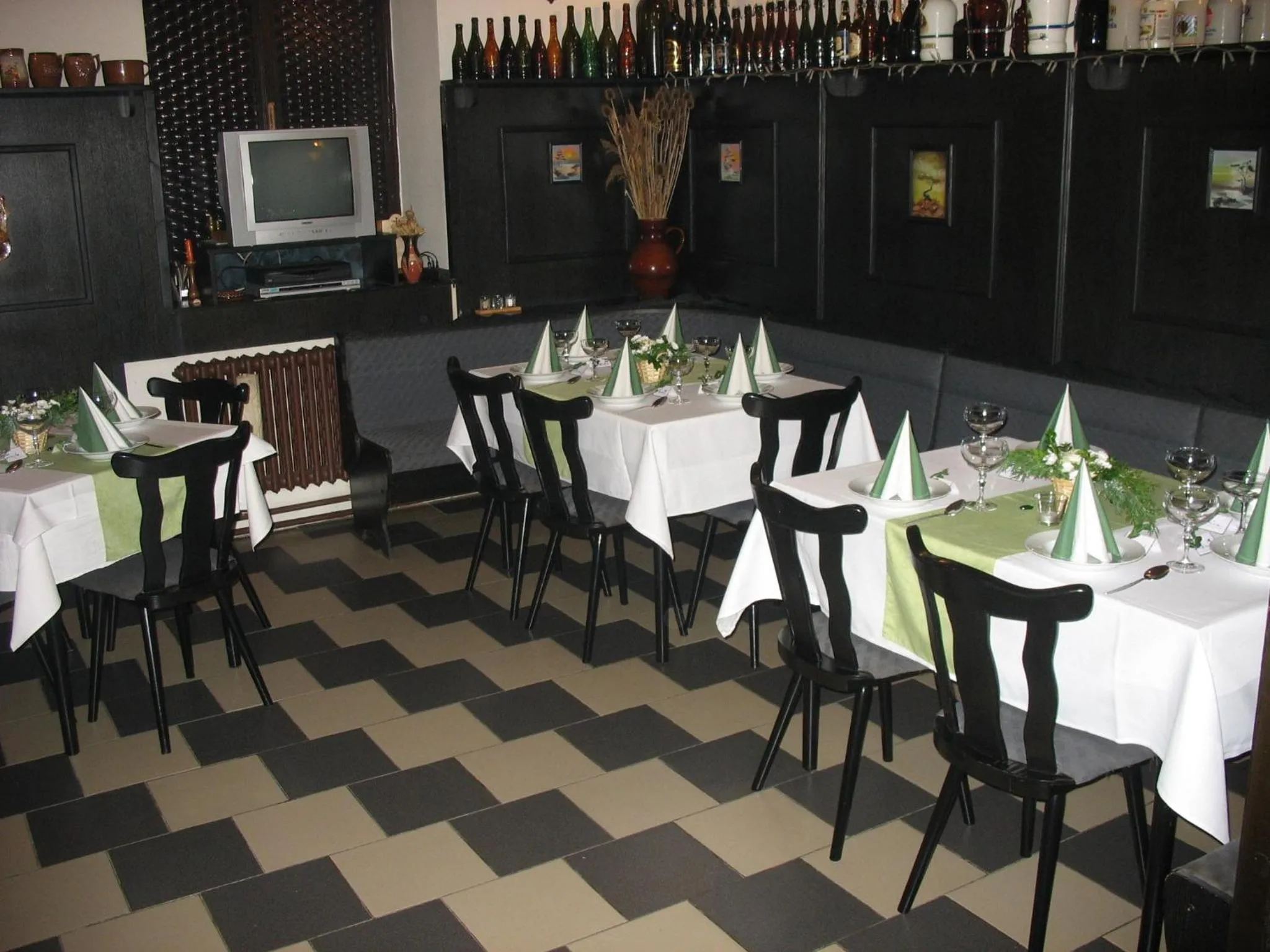 Food and drinks in Hotel Kovarna