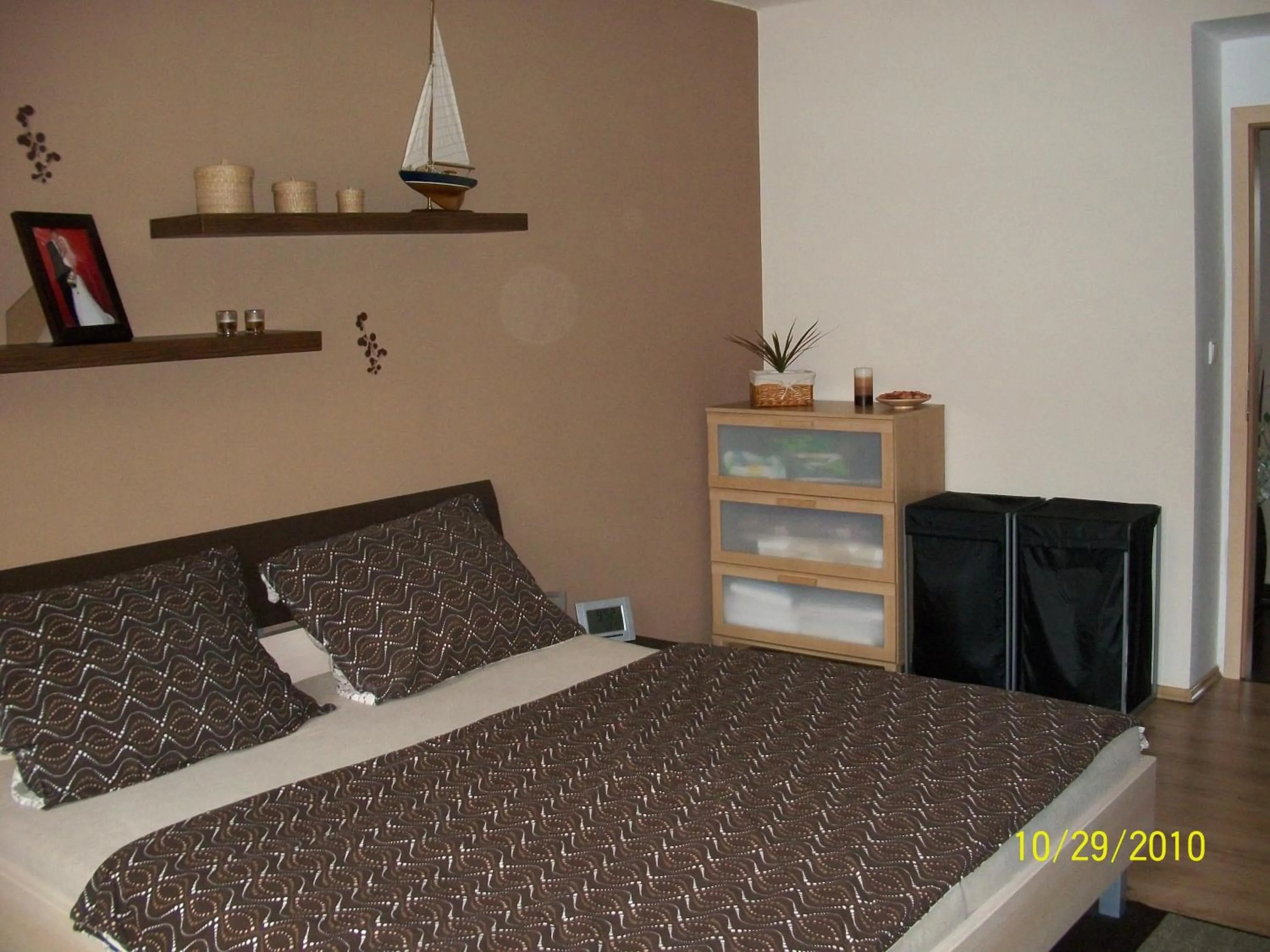 TV and multimedia, Bed in Hotel Kovarna