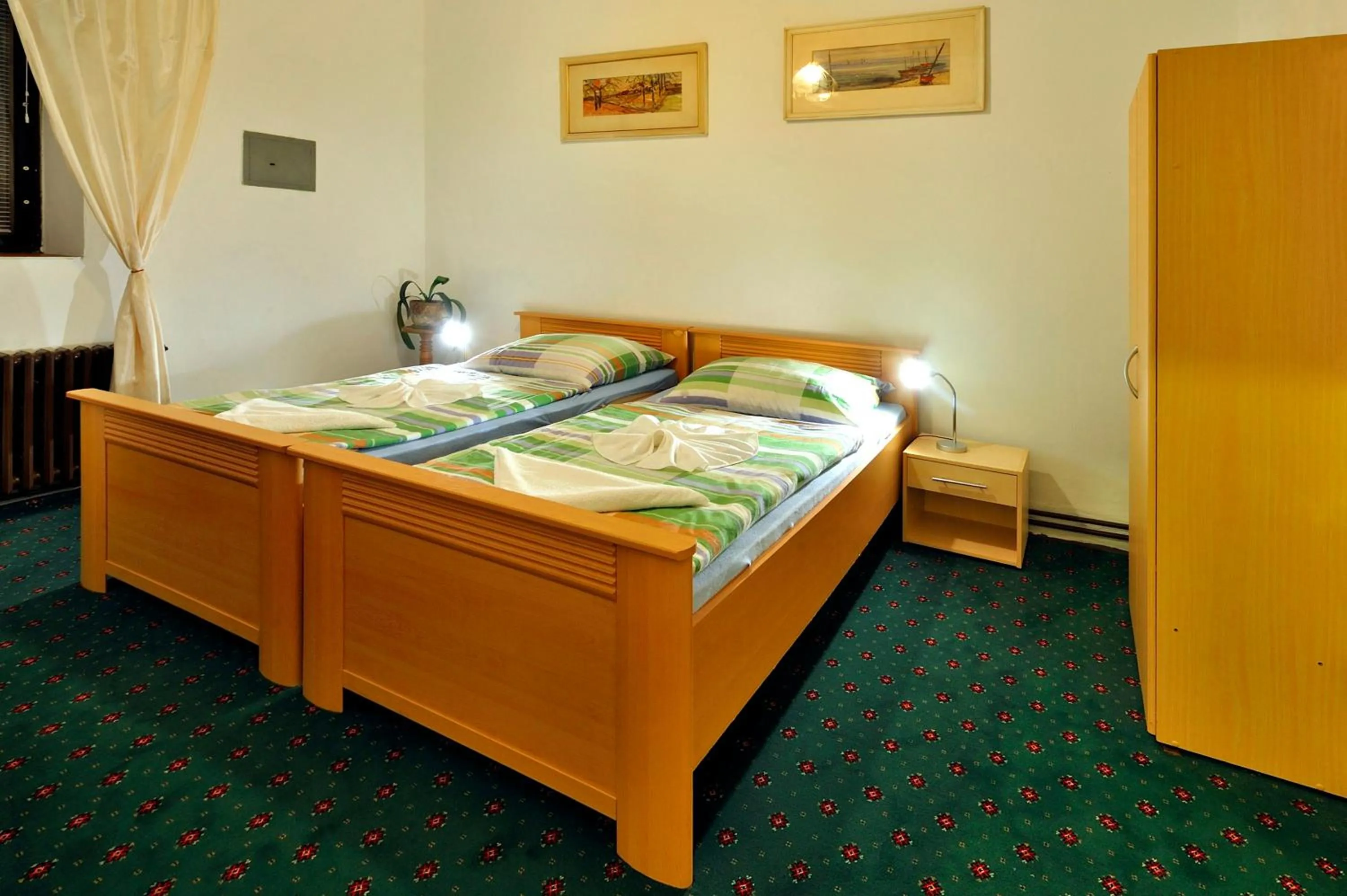 Bed in Hotel Kovarna