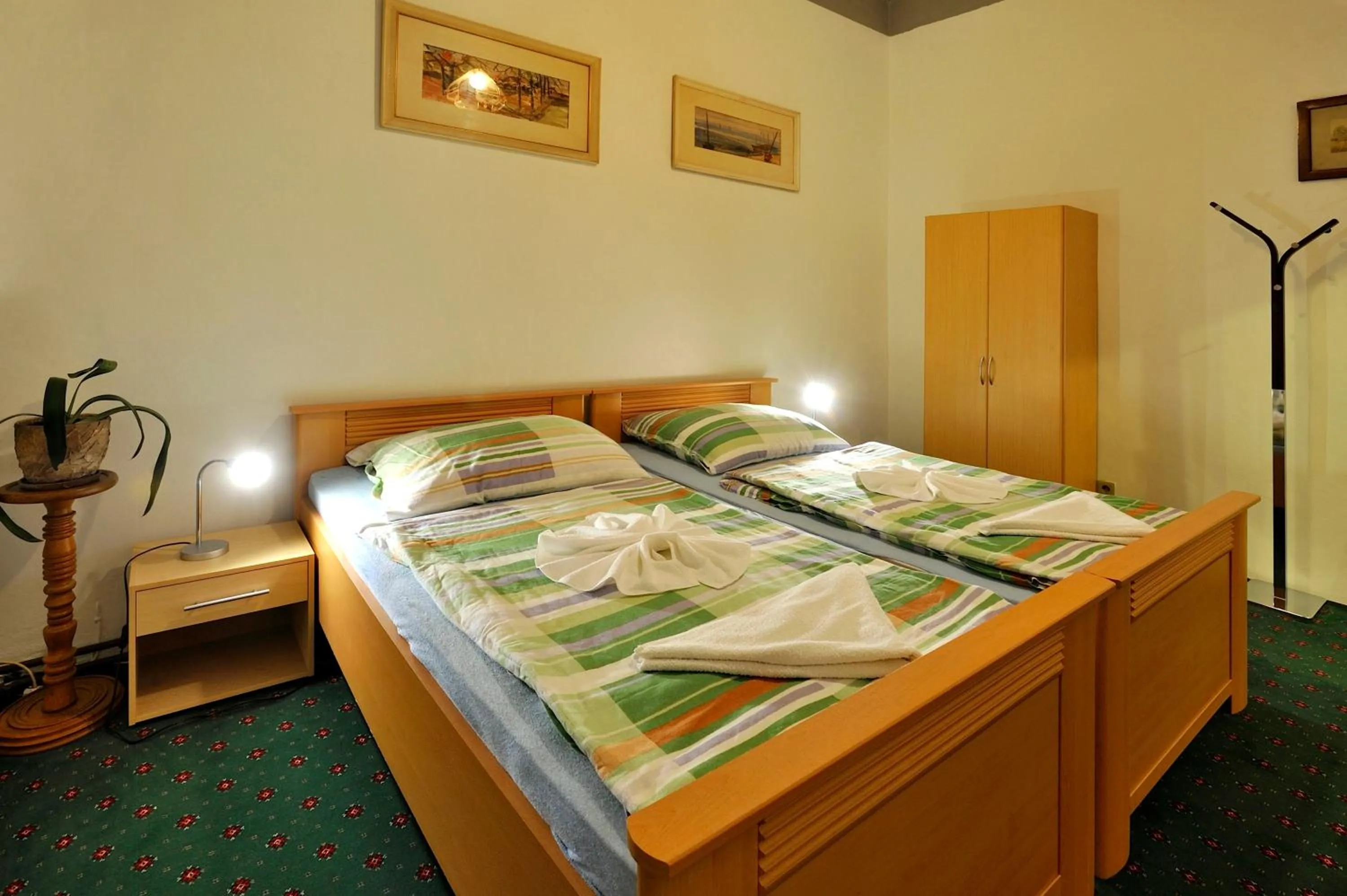 Bedroom, Bed in Hotel Kovarna