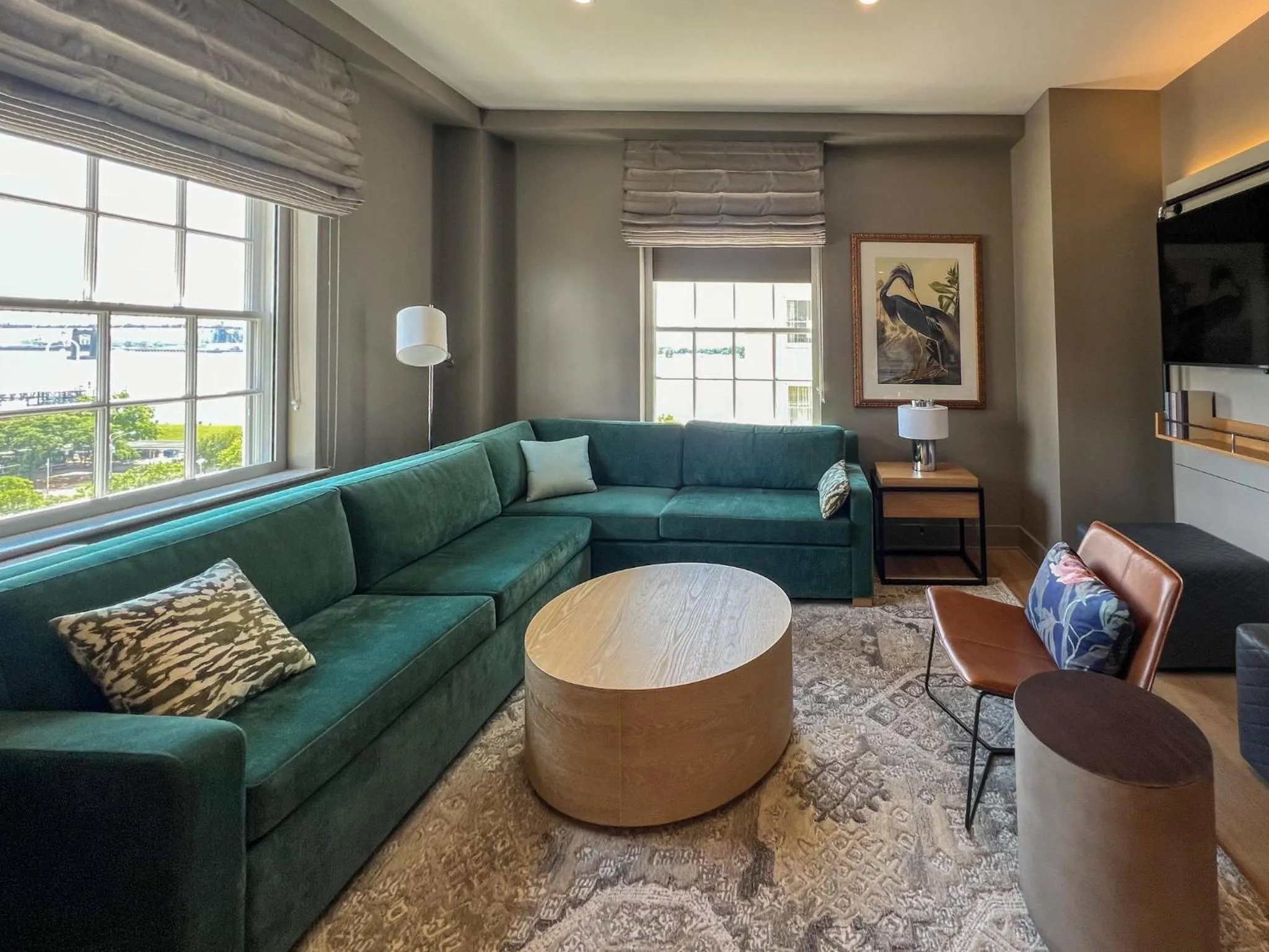 Photo of the whole room in Hotel Indigo Baton Rouge Downtown by IHG