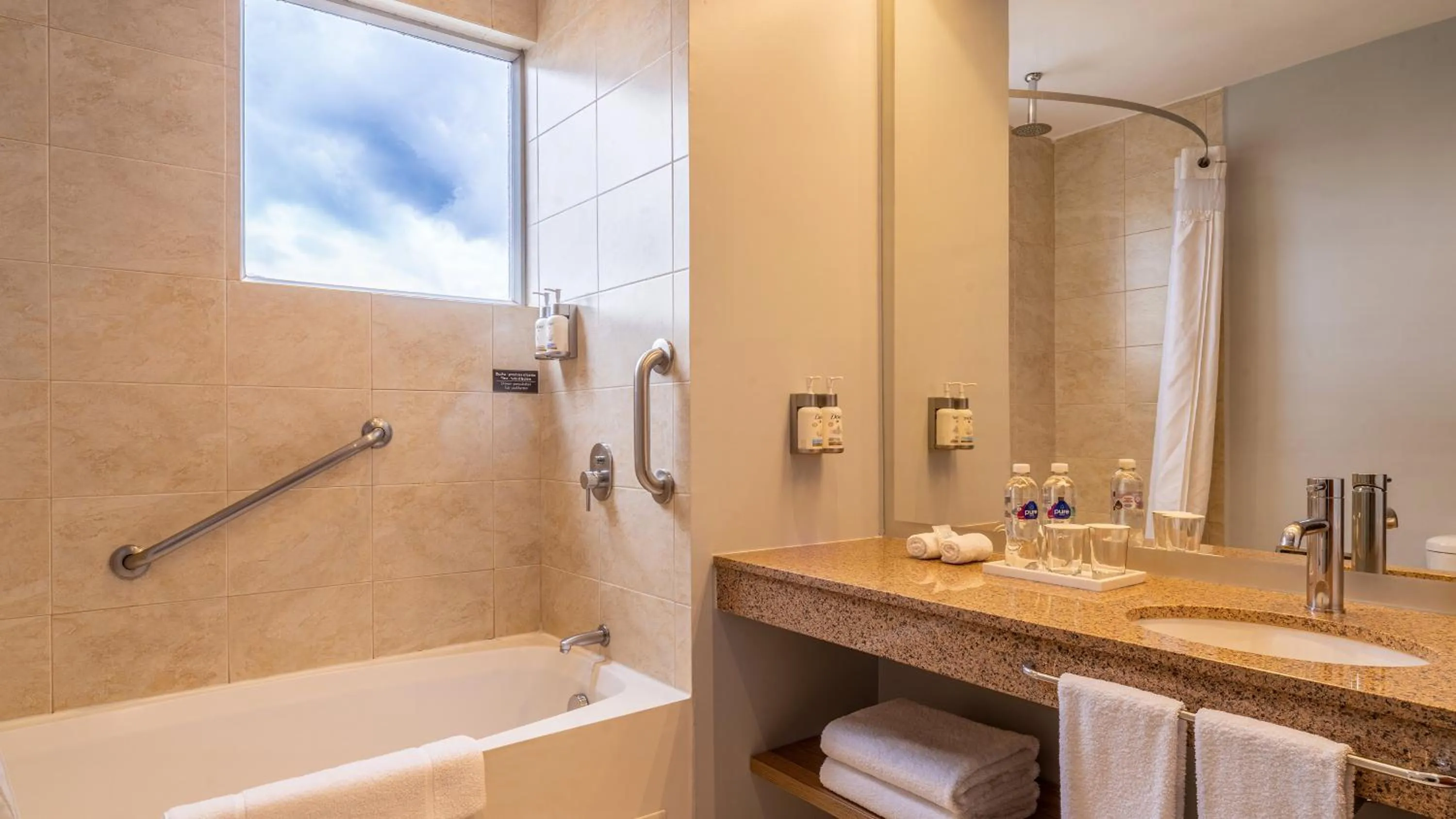 Bathroom in Holiday Inn Express Quito by IHG