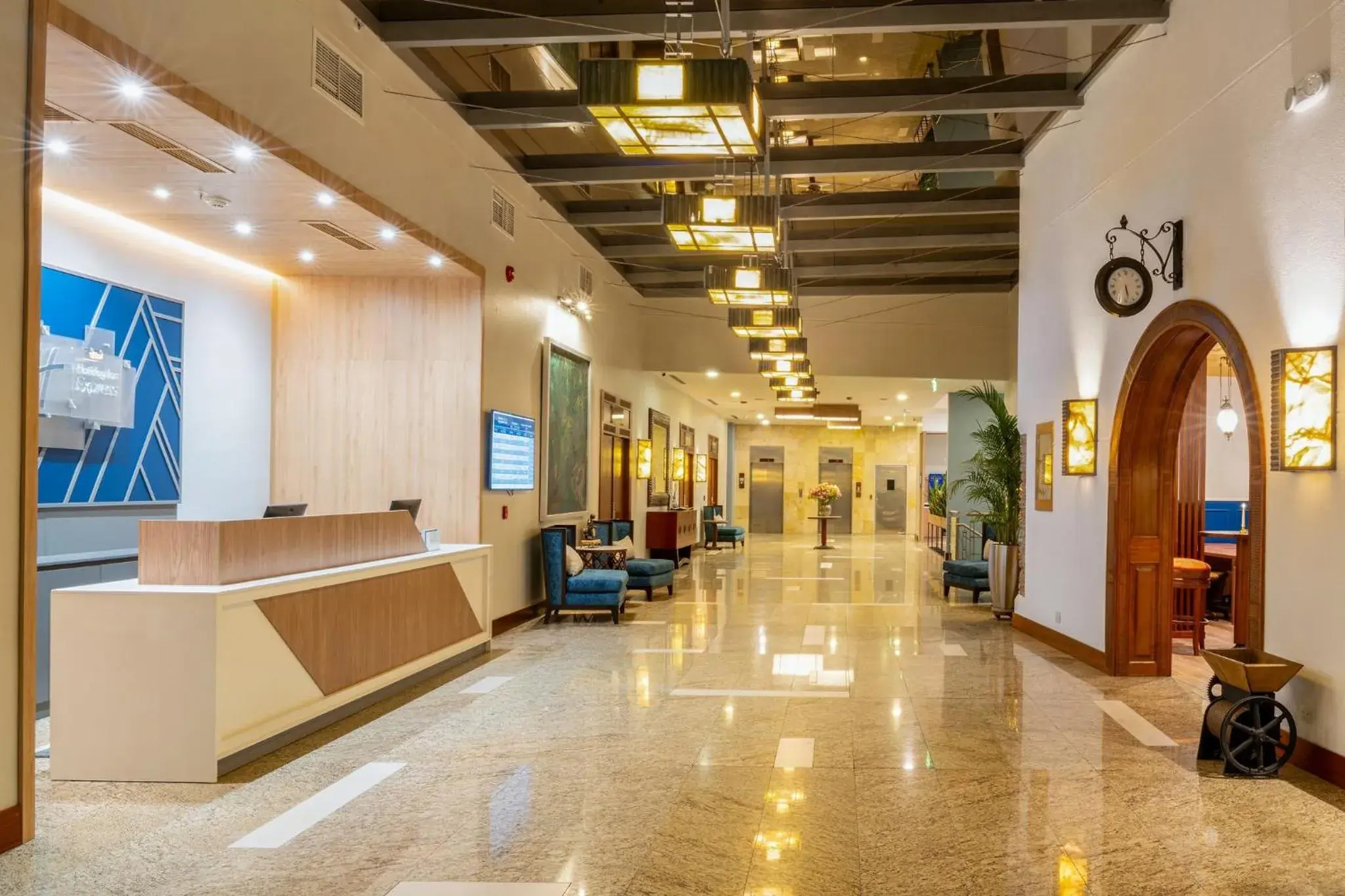 Property building in Holiday Inn Express Quito by IHG Property building in Holiday Inn Express Quito by IHG