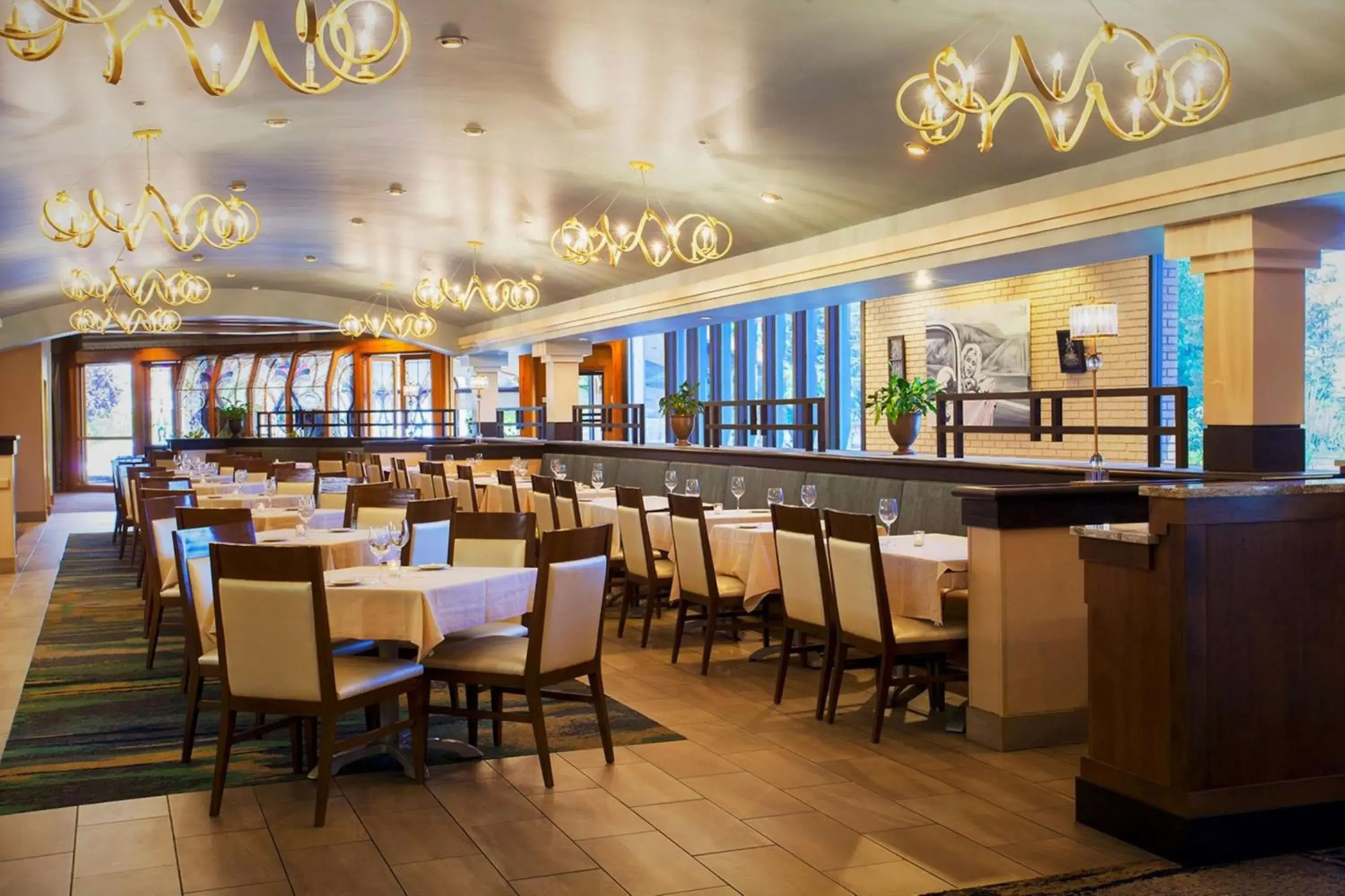 Restaurant/places to eat in Riverside Hotel, BW Premier Collection Restaurant/places to eat in Riverside Hotel, BW Premier Collection