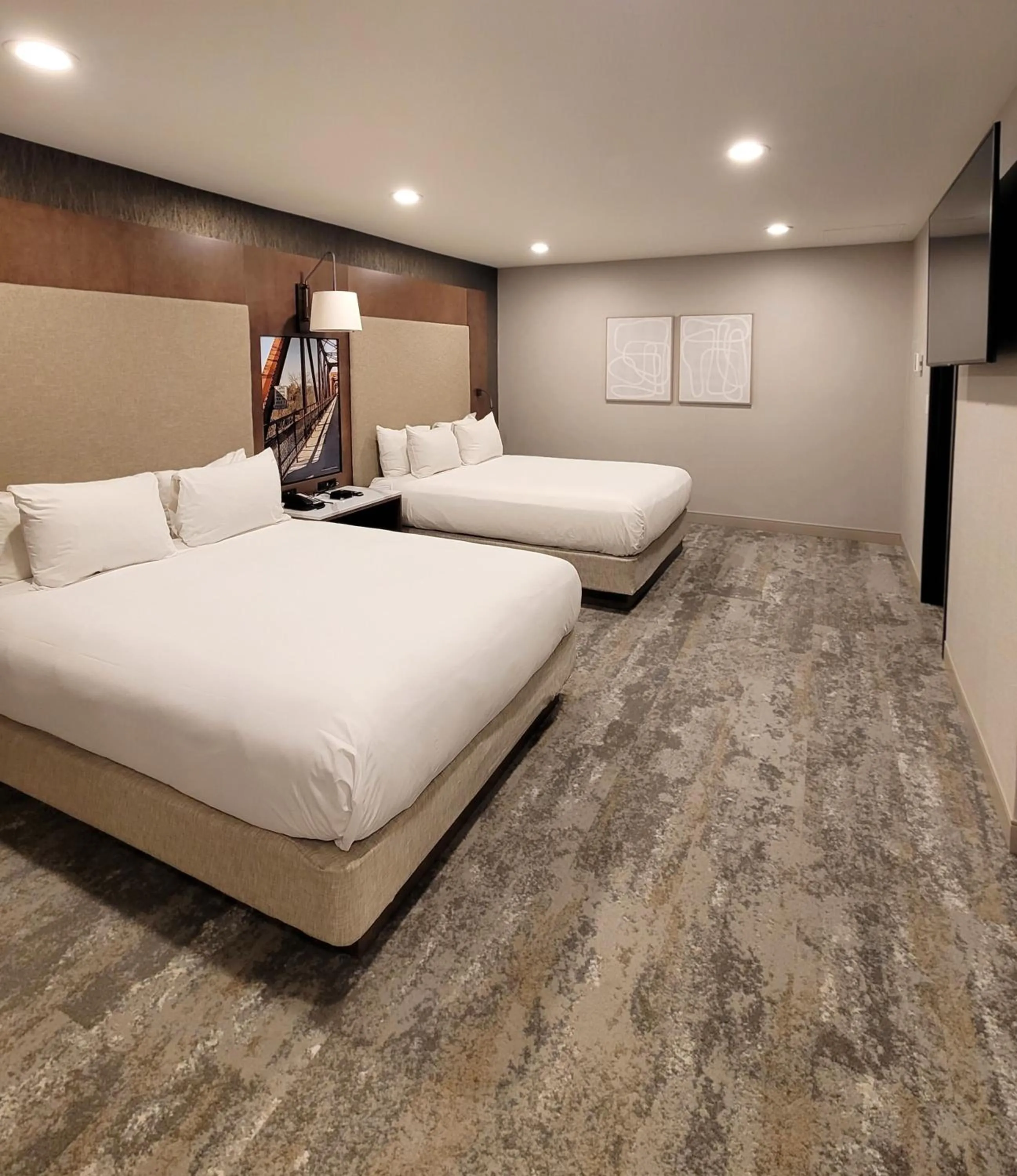 Bedroom, Bed in Riverside Hotel, BW Premier Collection