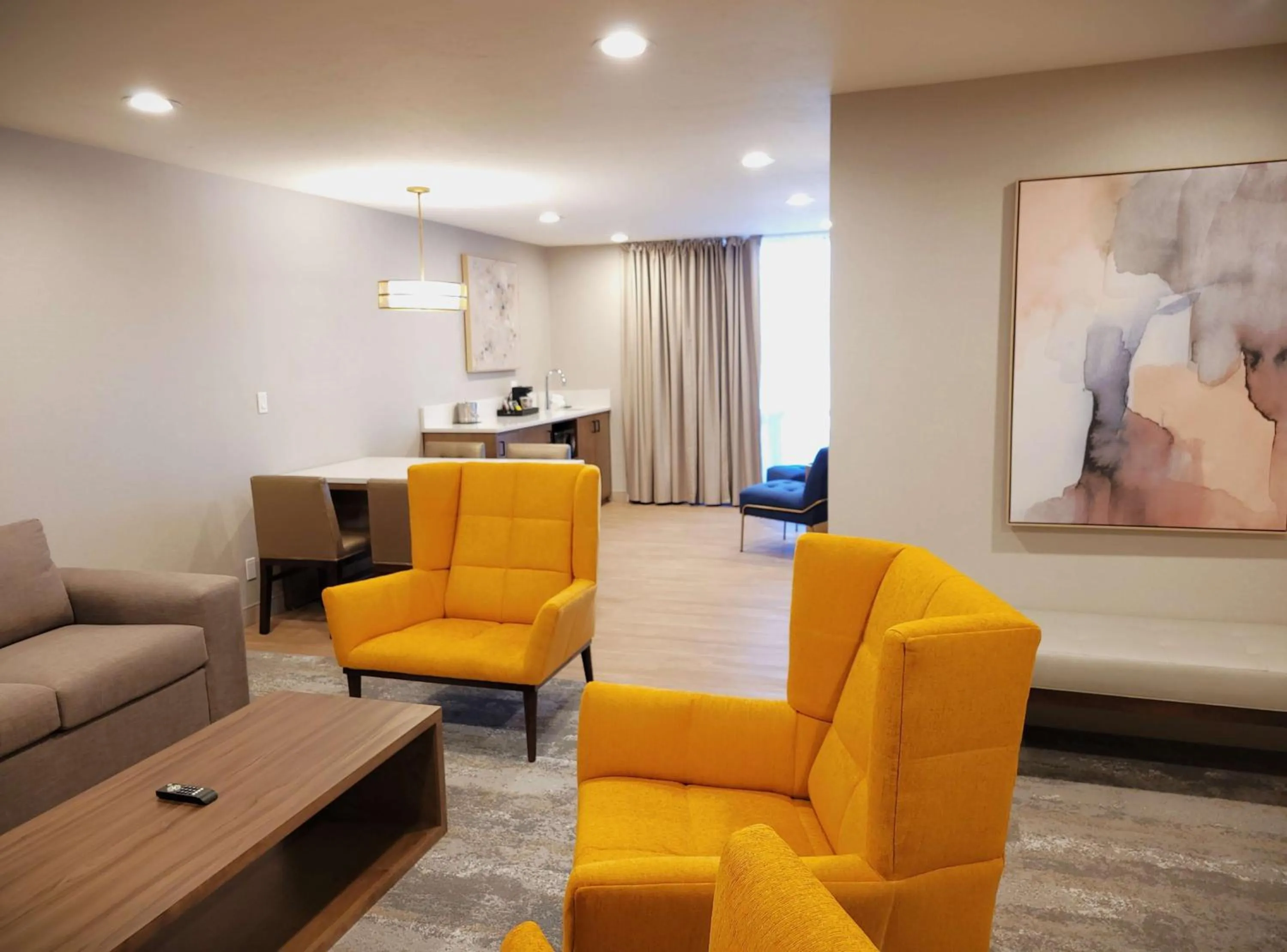 Photo of the whole room in Riverside Hotel, BW Premier Collection