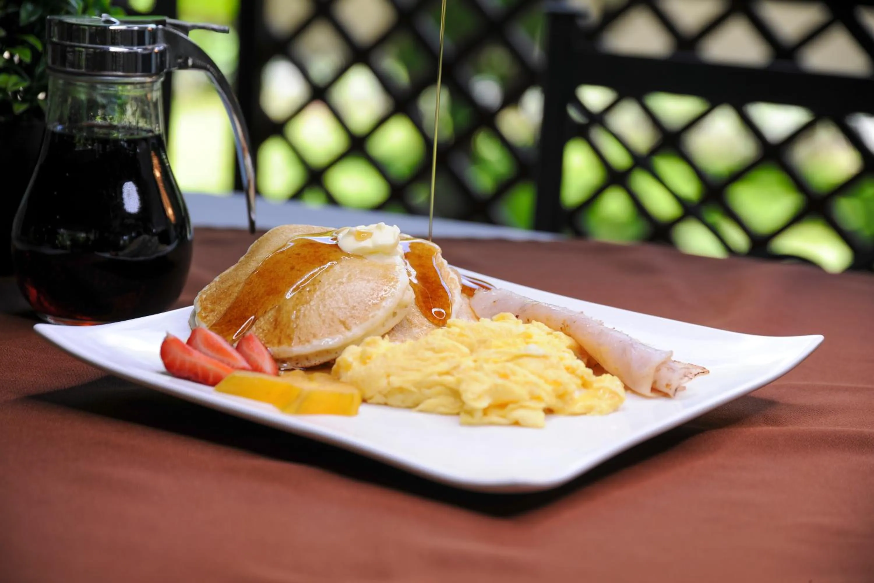 Restaurant/places to eat in Hotel Robledal