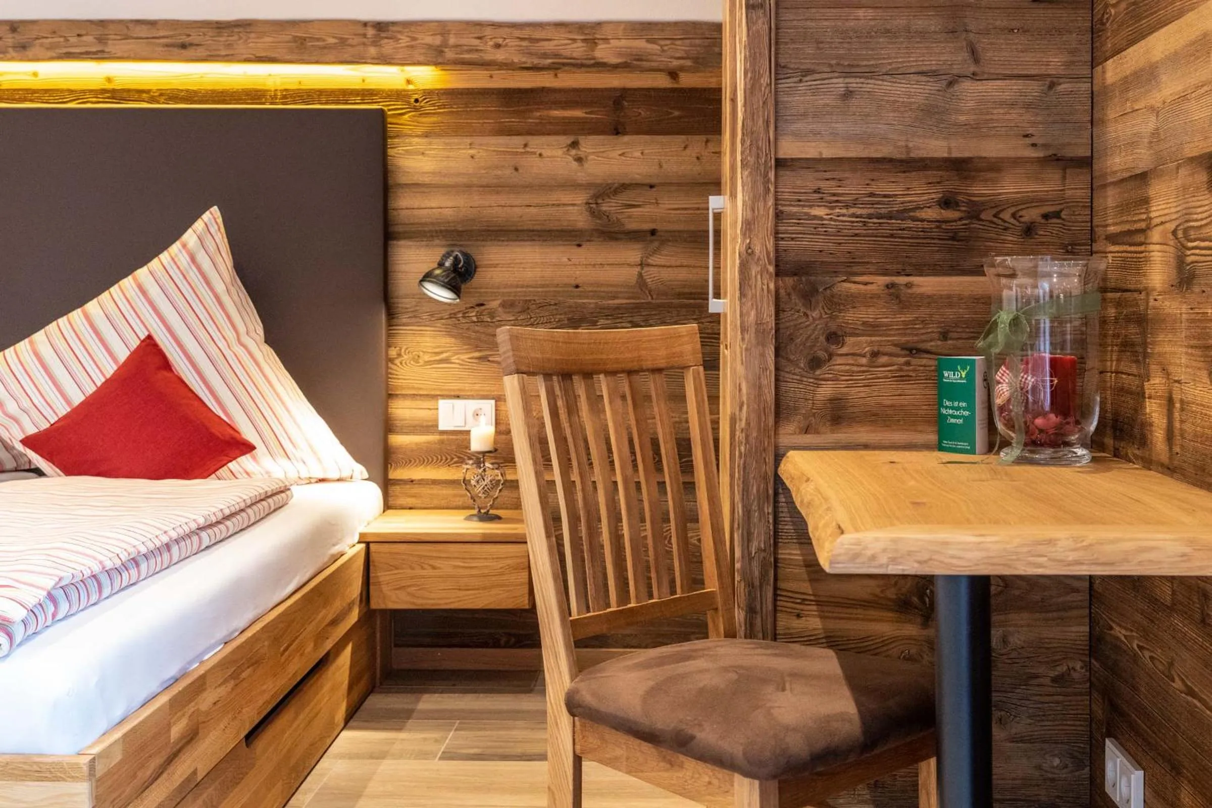 Photo of the whole room in Pension und Appartements Wild