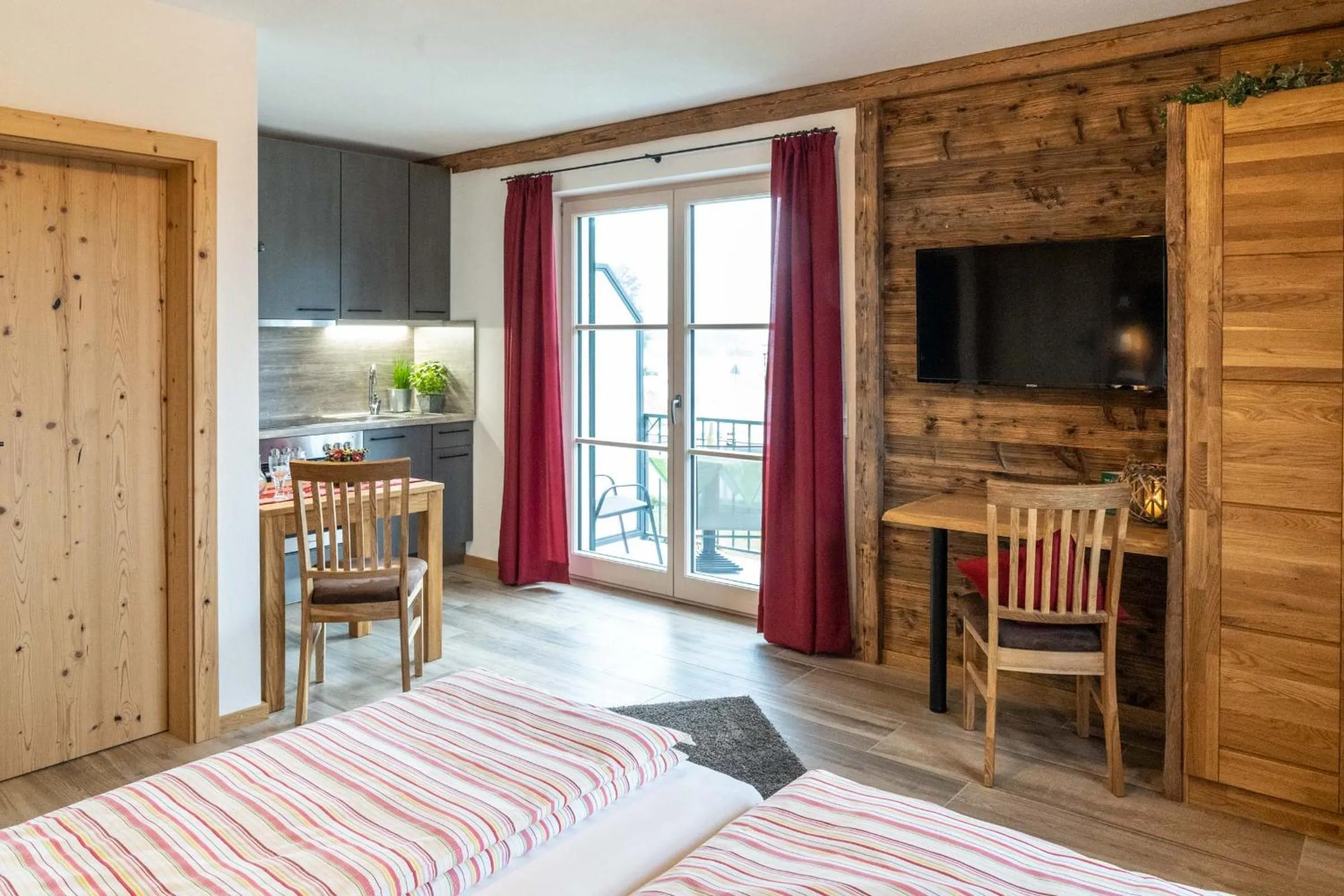 Photo of the whole room, Bed in Pension und Appartements Wild