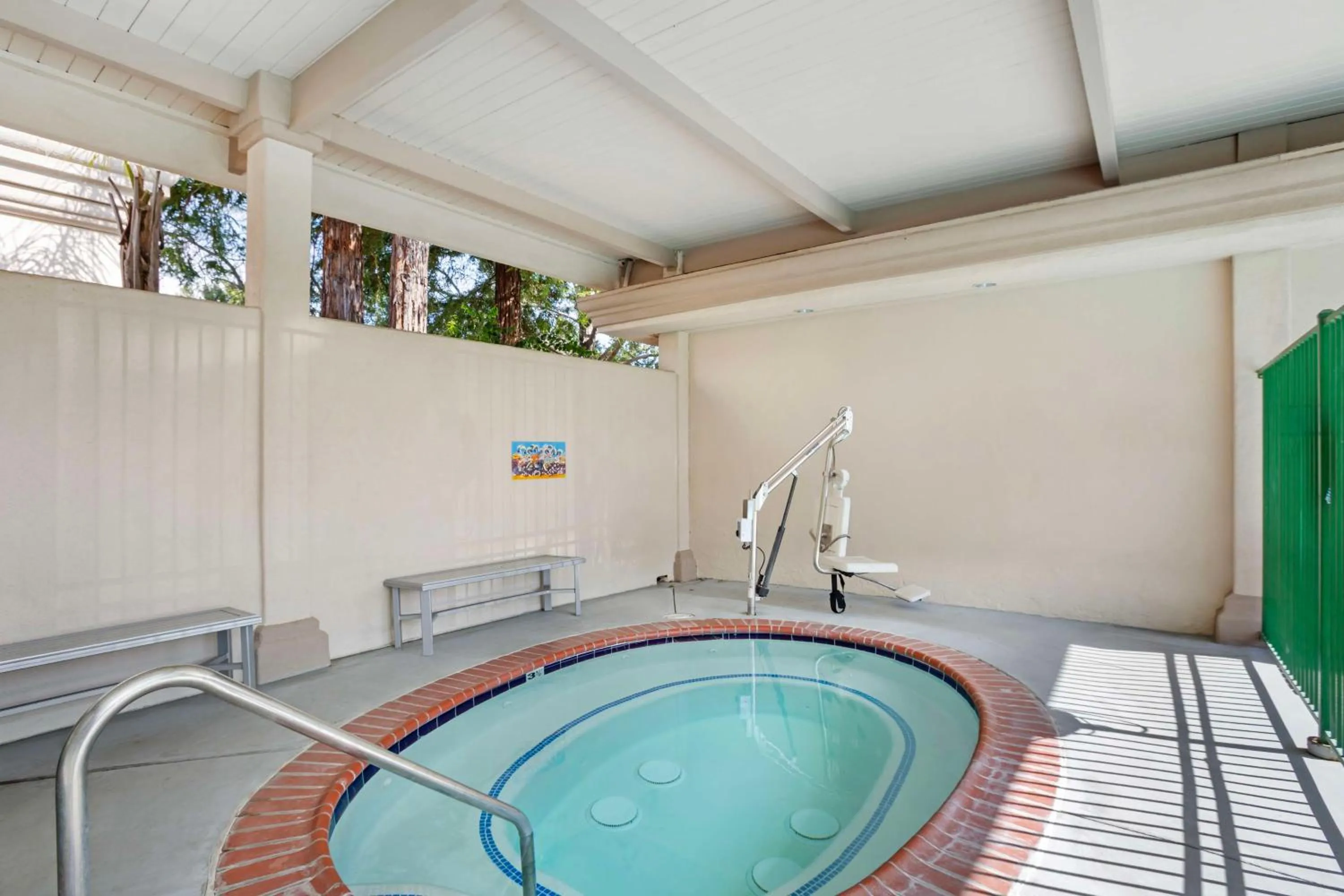 Spa and wellness centre/facilities in Best Western Plus Black Oak