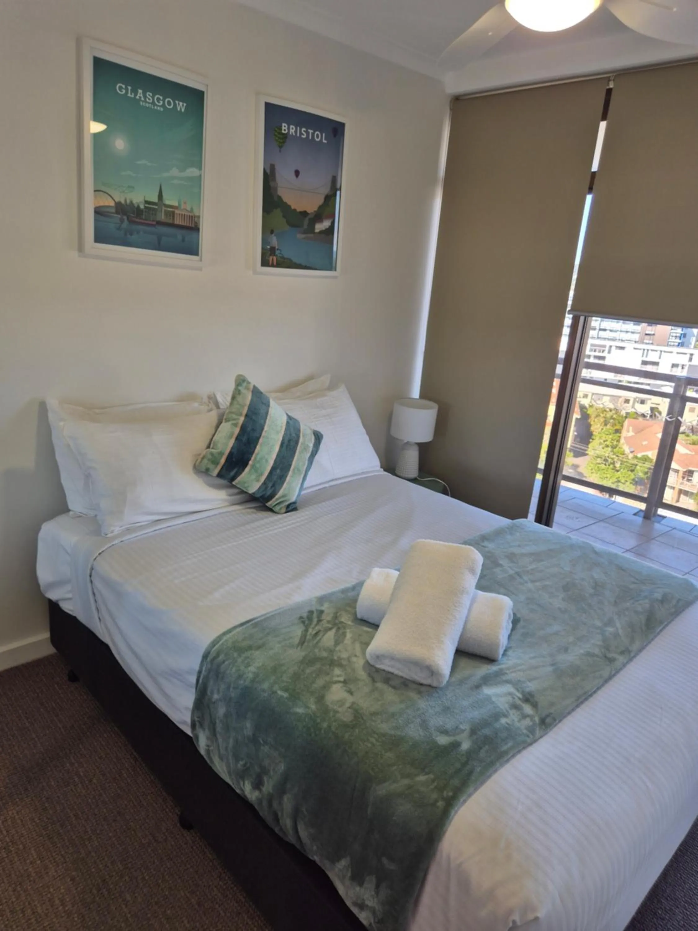 Bed in Trafalgar Towers