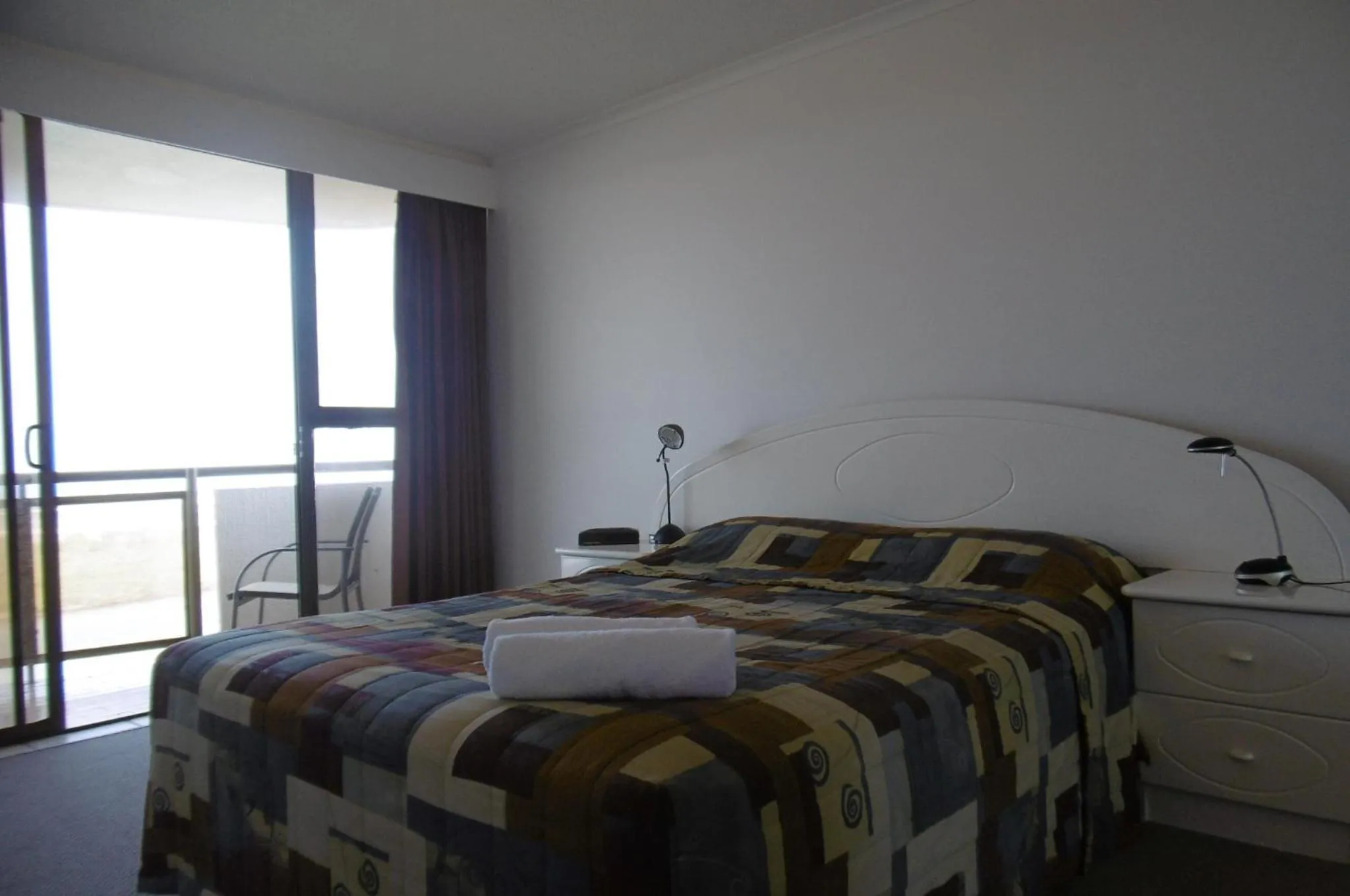 Bed in Trafalgar Towers