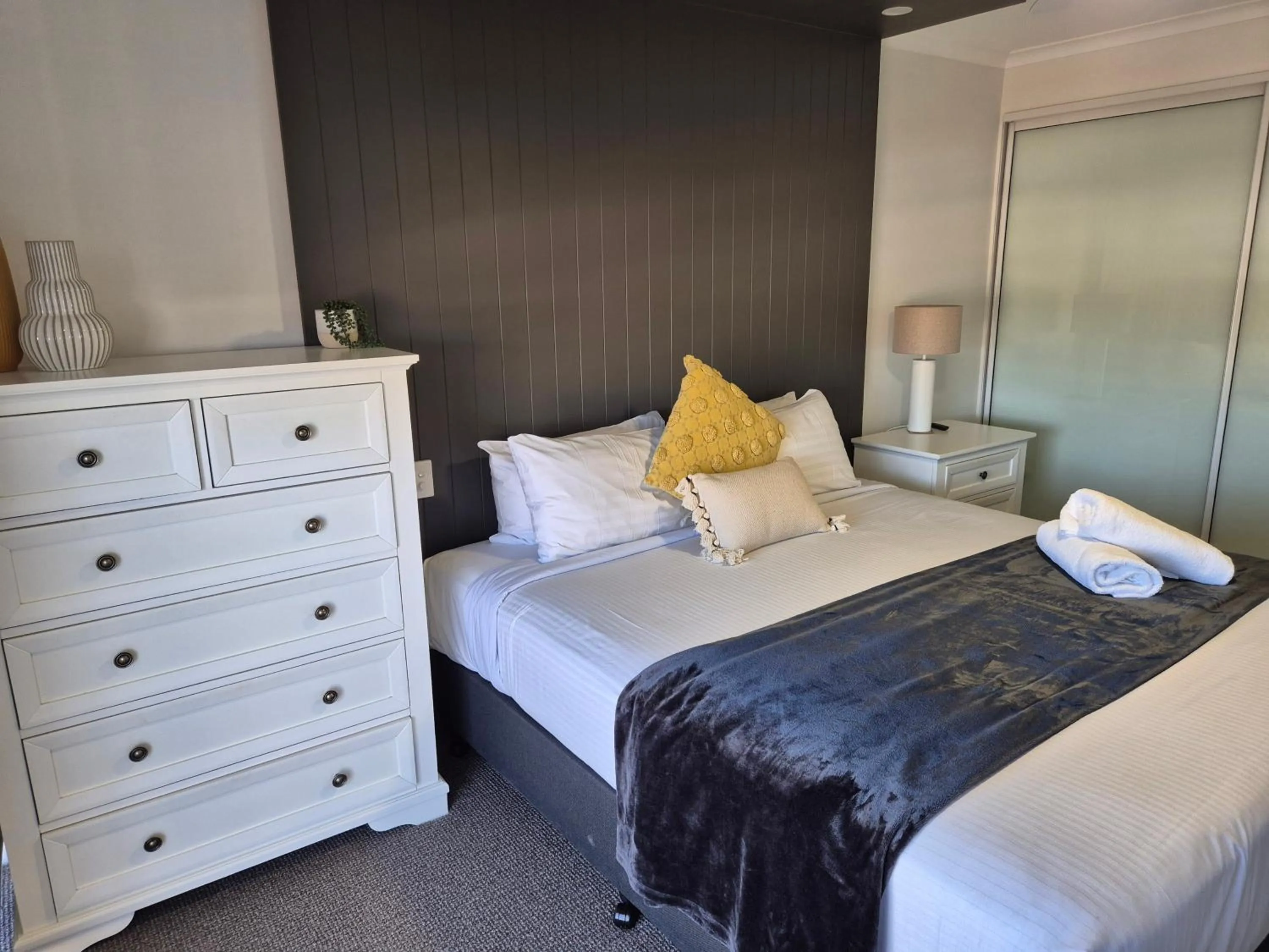 Bed in Trafalgar Towers