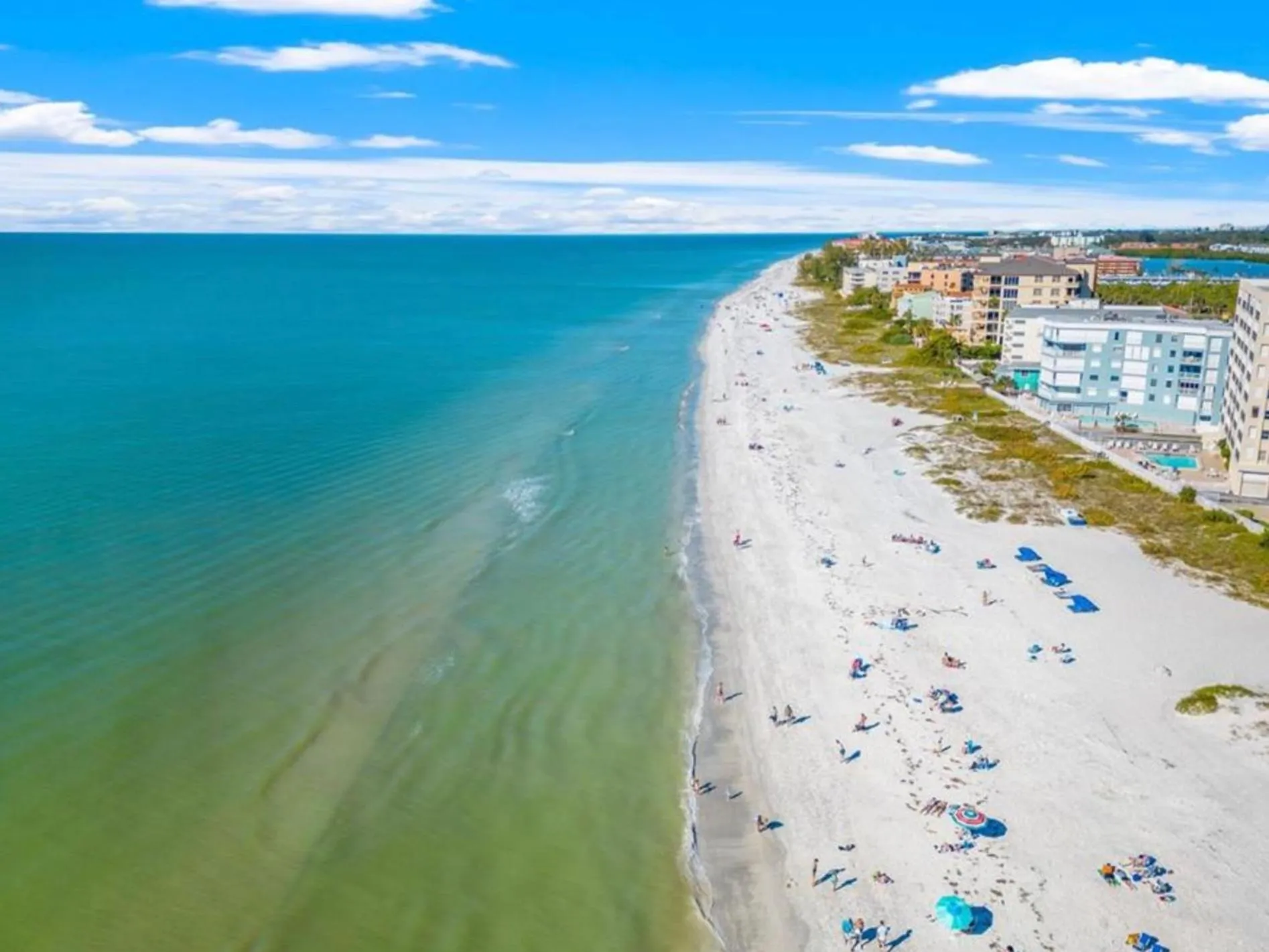 Bird's eye view in Intercoastal Beach Suite