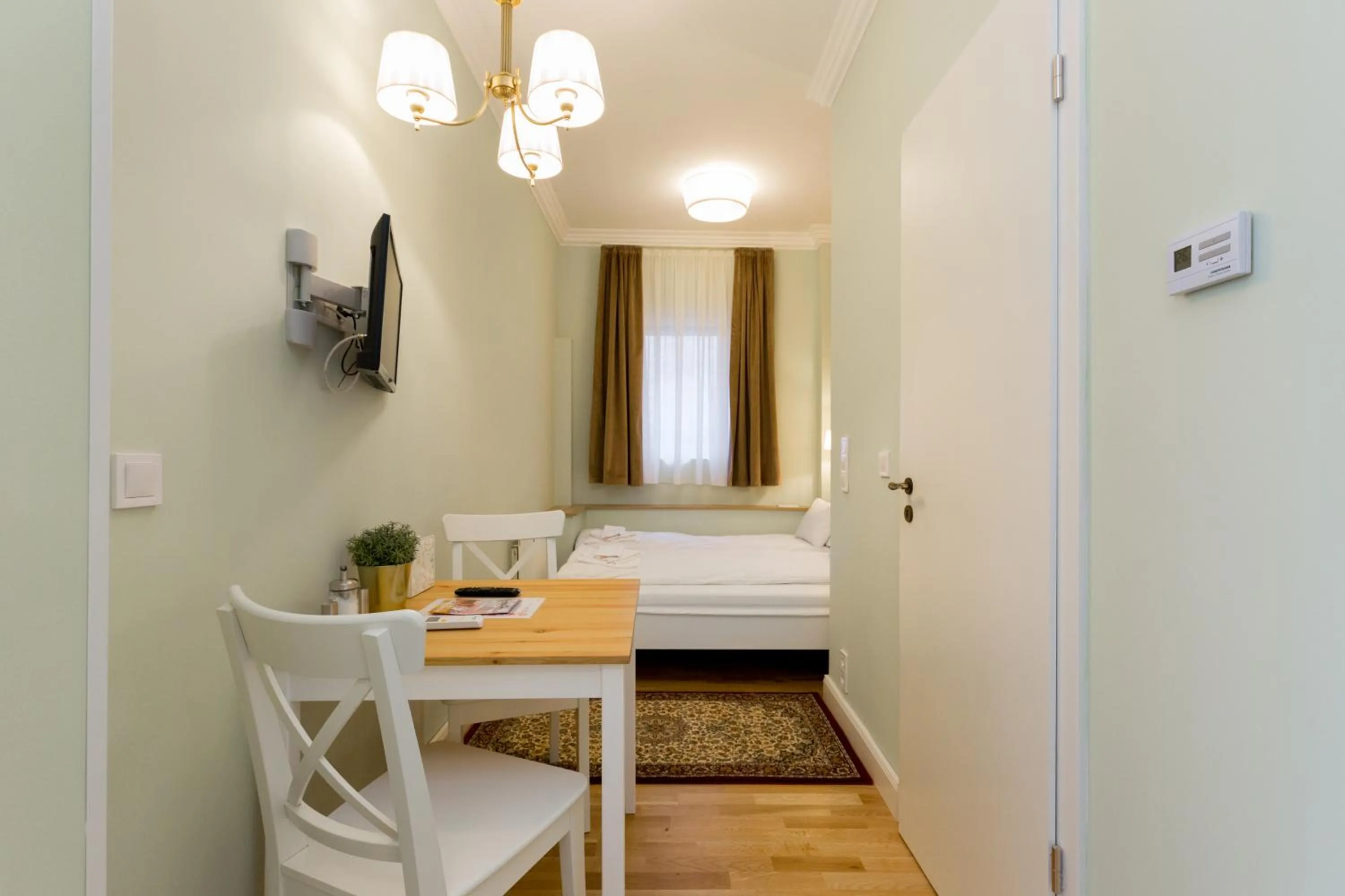 Living room in Roland Apartments