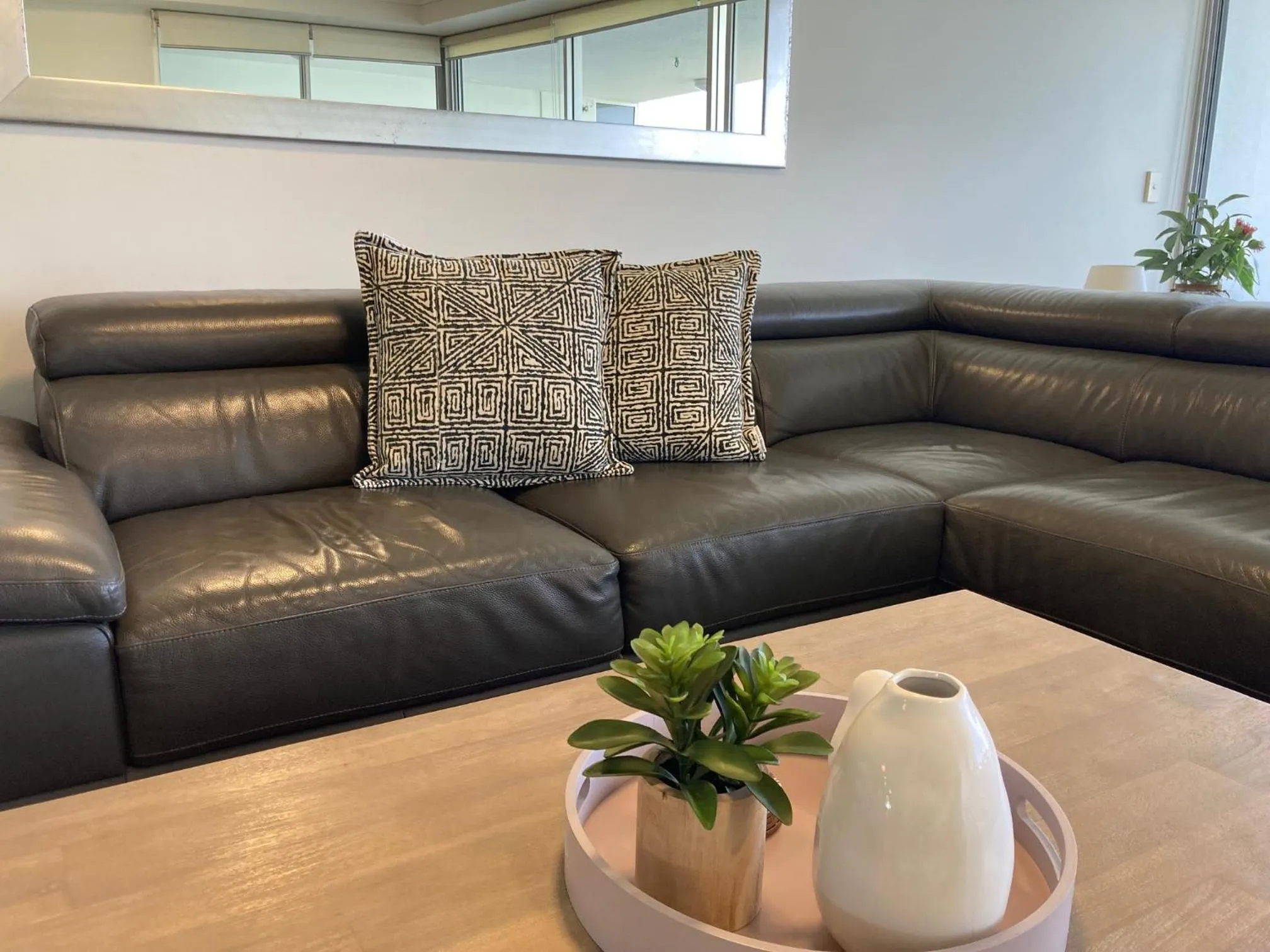 Living room in Waves Maroochy River