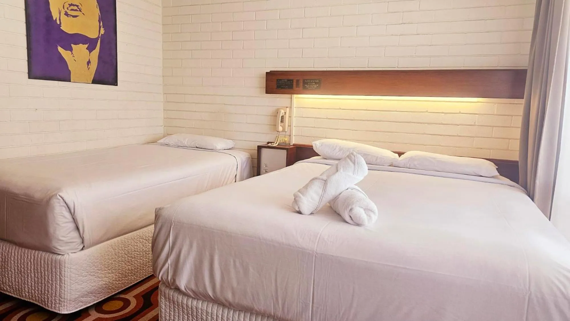 Bed in Indian Ocean Hotel