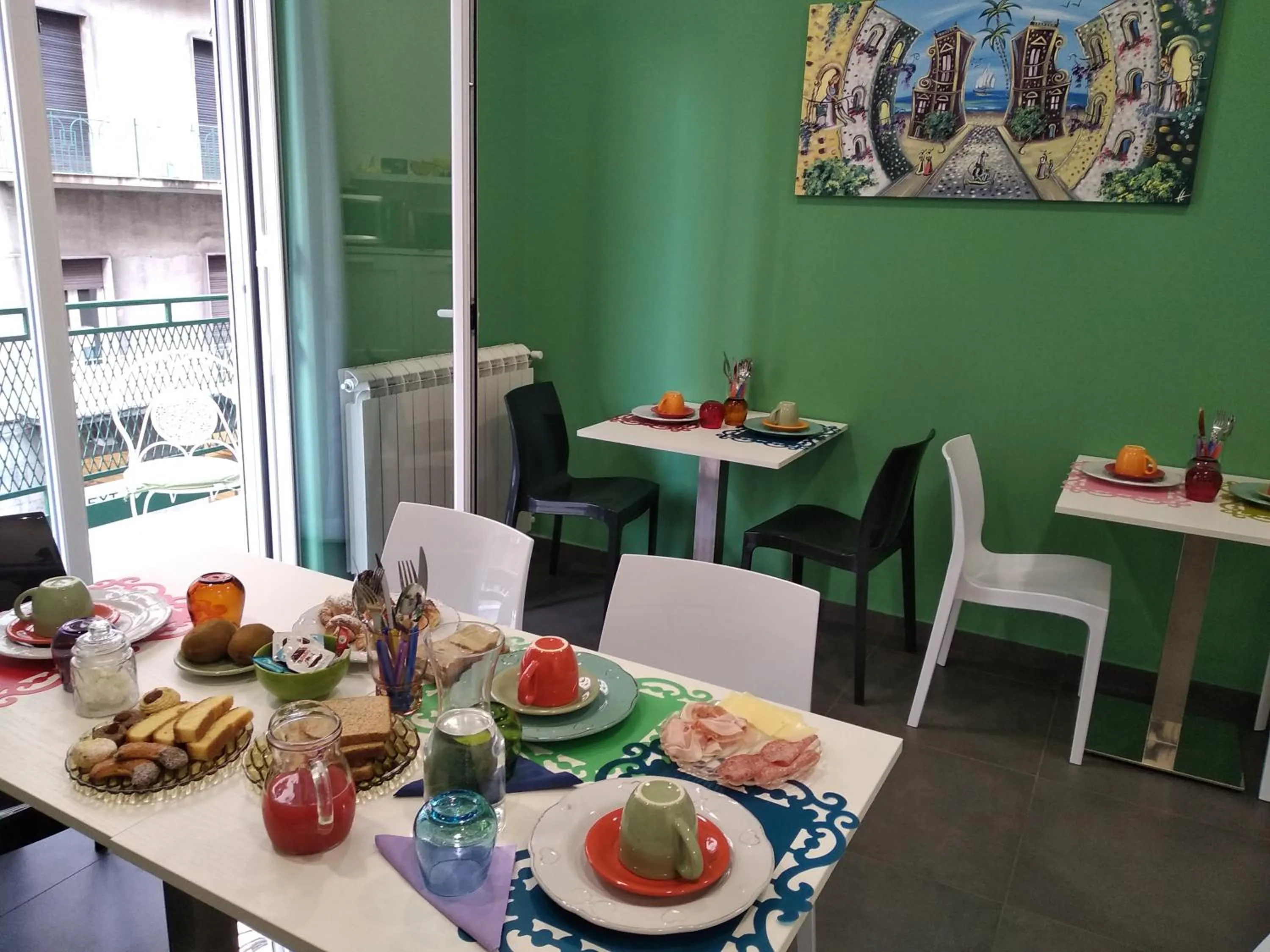 Breakfast in Amuri Room&Suite