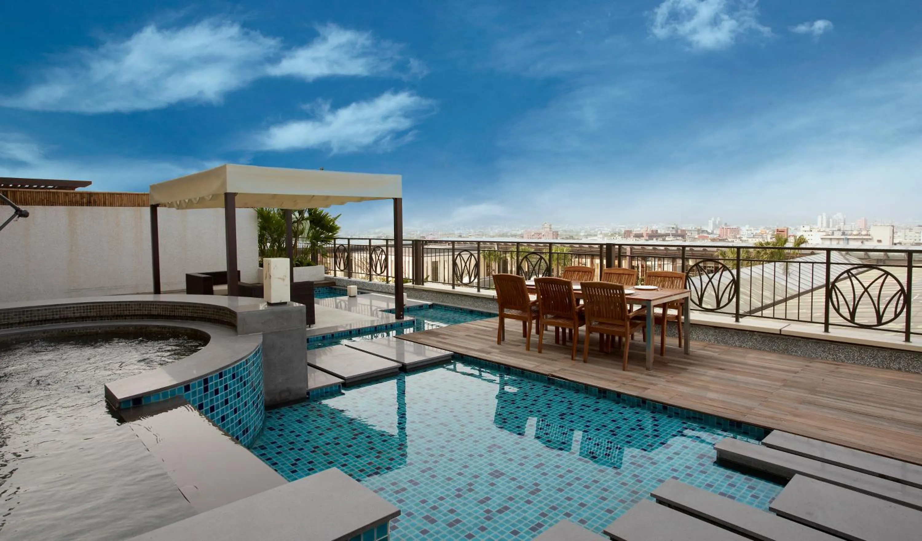 Pool view in Silks Place Yilan