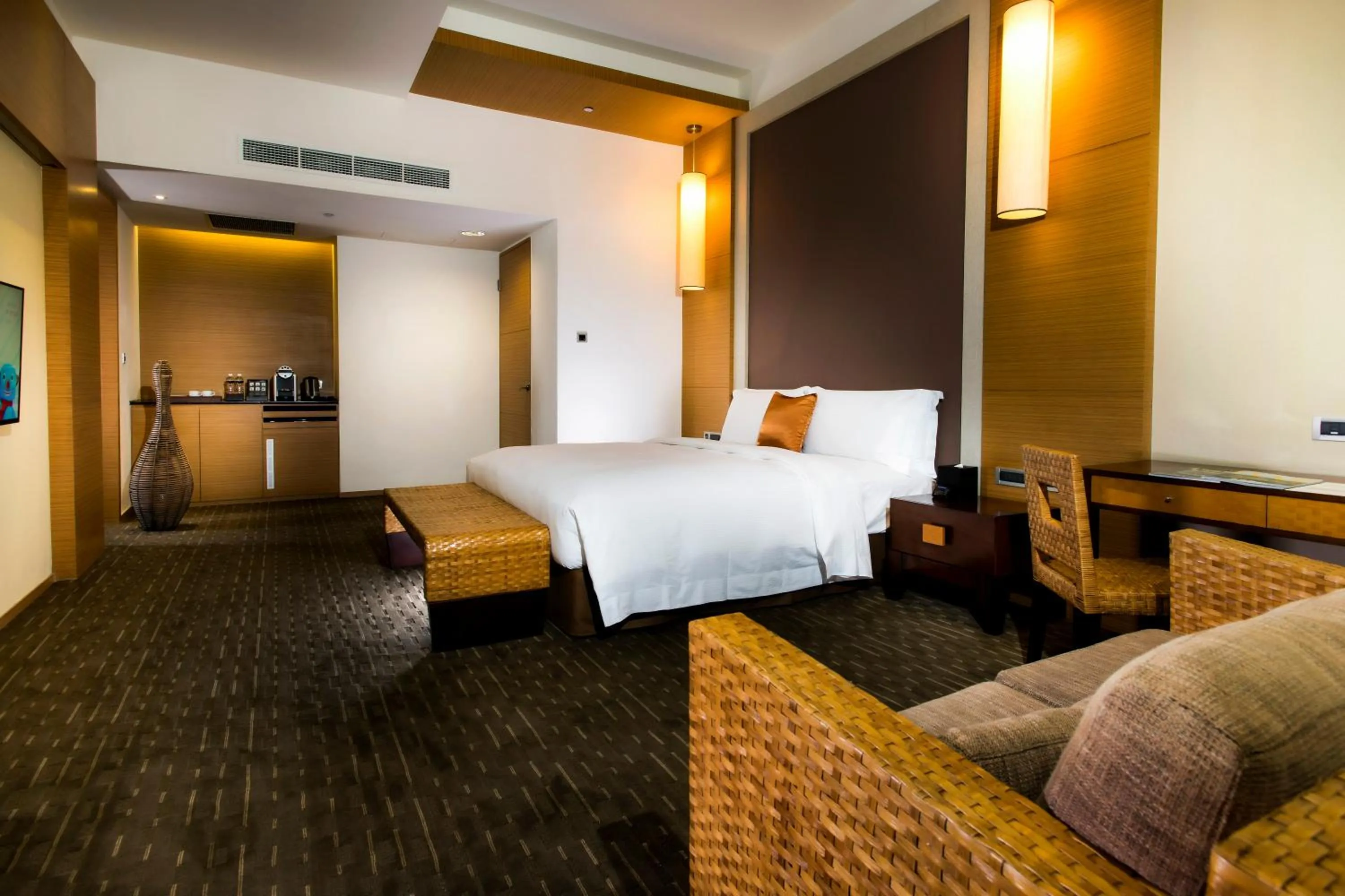 bunk bed, Bed in Silks Place Yilan