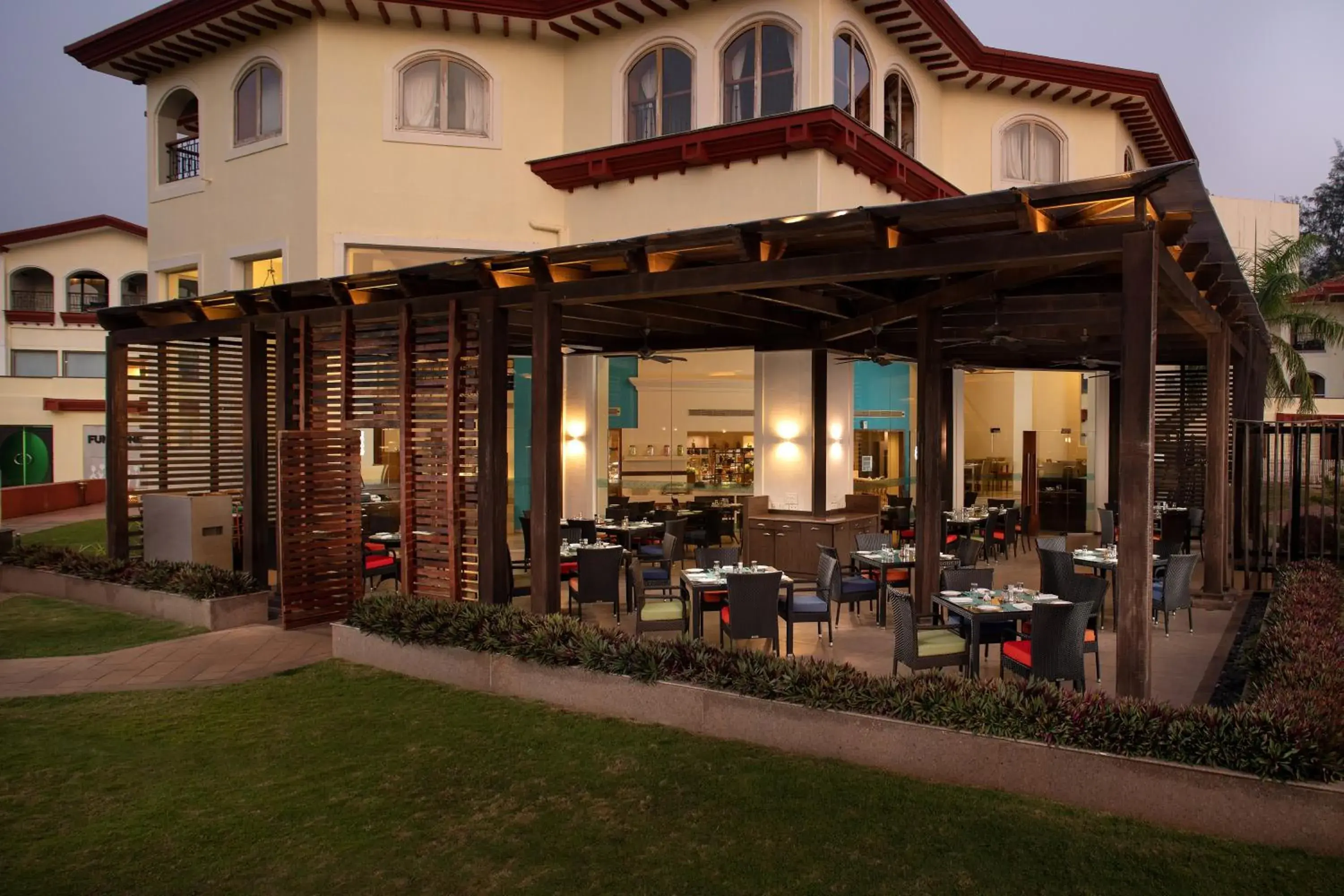 Restaurant/places to eat in Kenilworth Resort & Spa, Goa Restaurant/places to eat in Kenilworth Resort & Spa, Goa