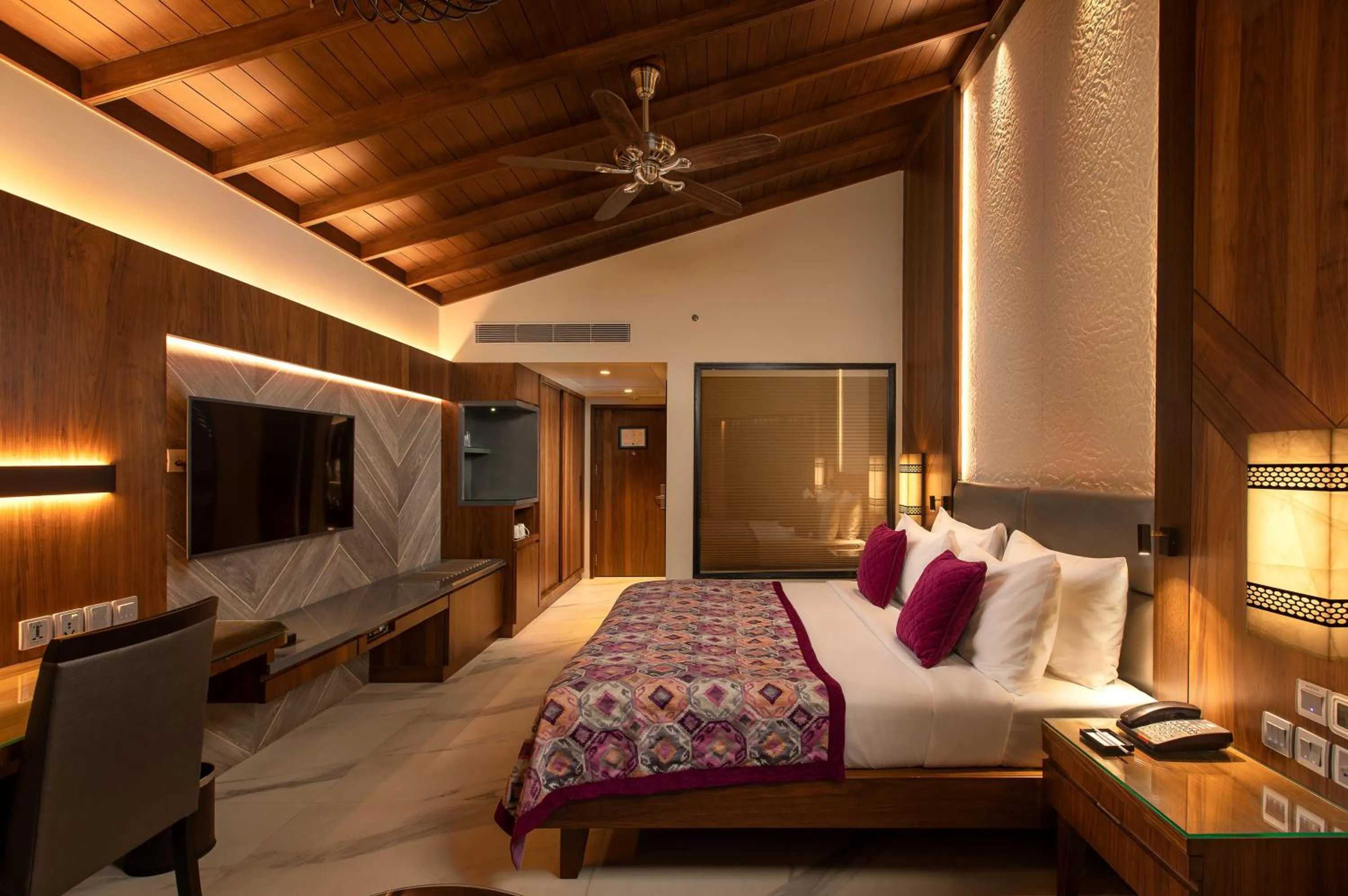 Photo of the whole room, Bed in Kenilworth Resort & Spa, Goa
