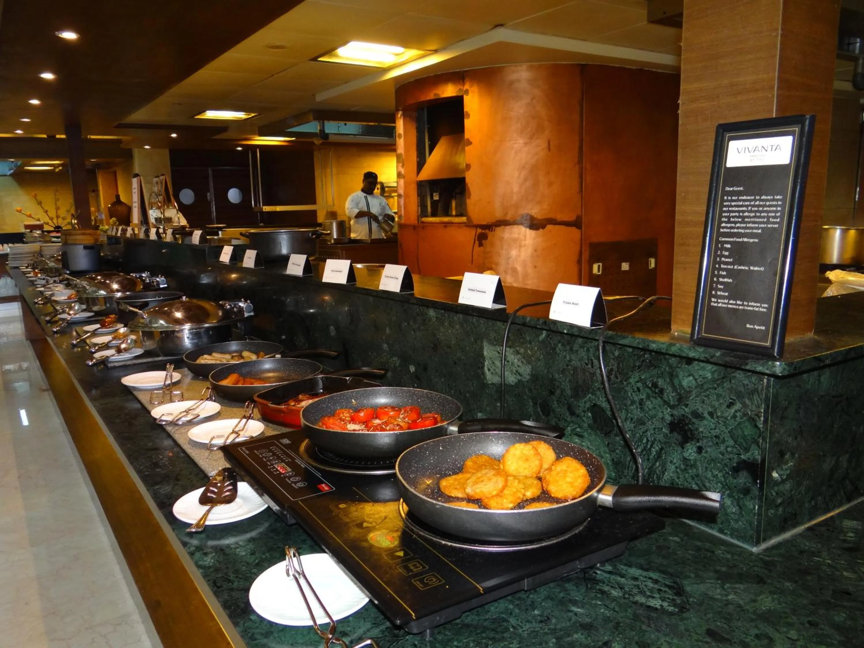 Restaurant/places to eat in Vivanta Goa, Panaji
