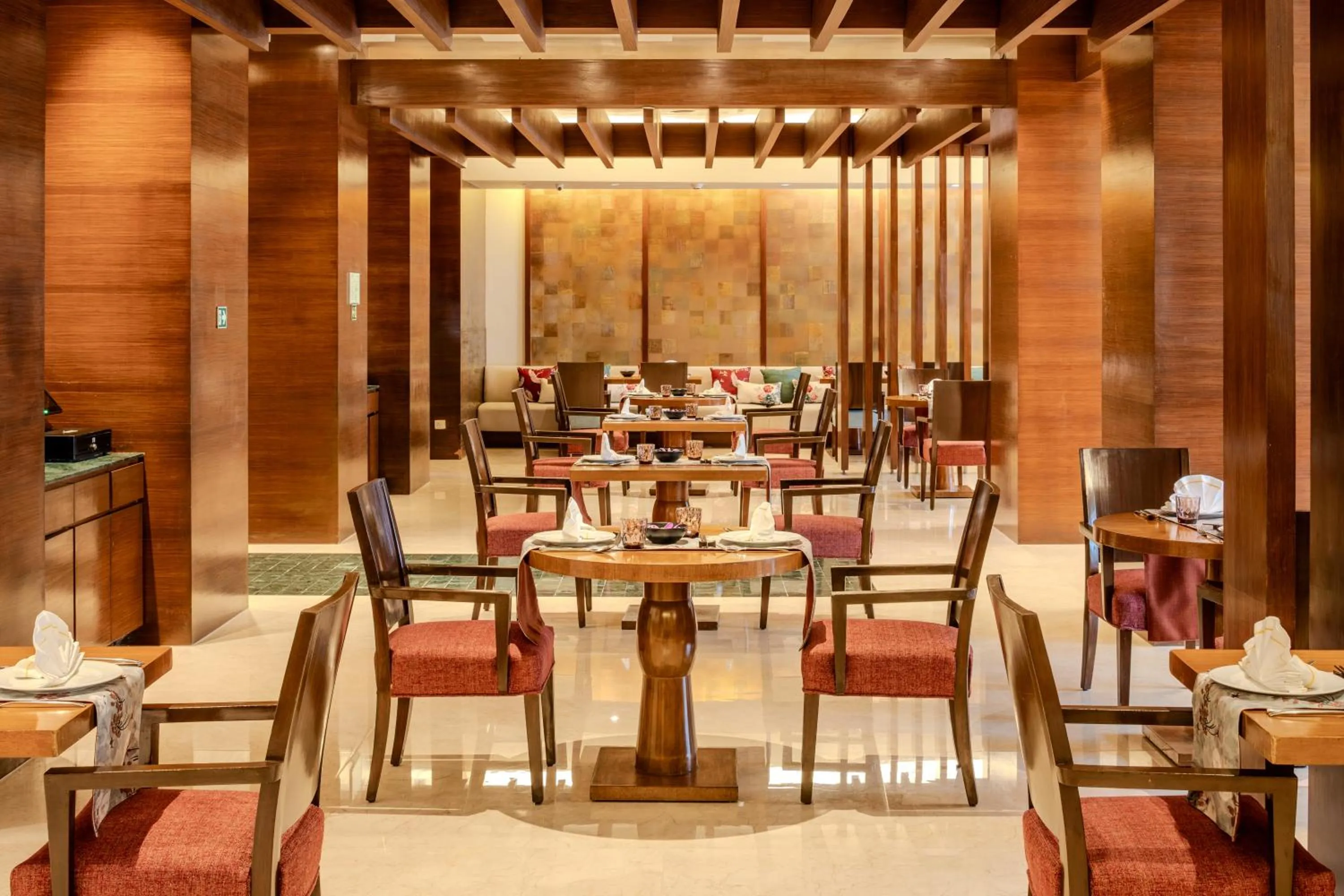 Restaurant/places to eat in Vivanta Goa, Panaji