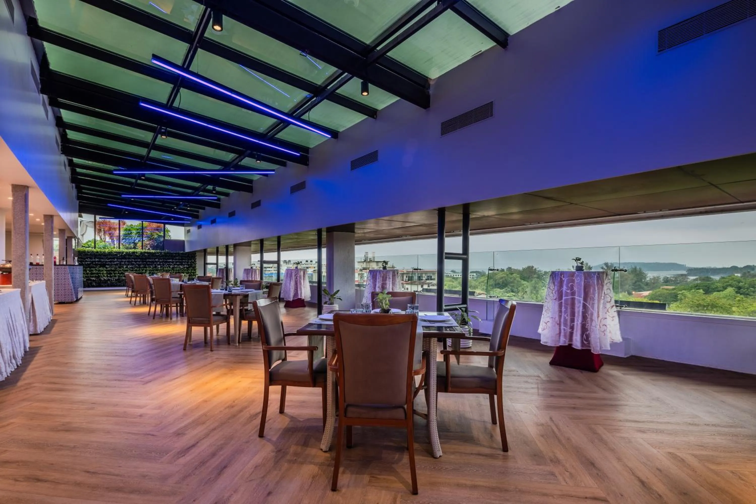 Restaurant/places to eat in Vivanta Goa, Panaji