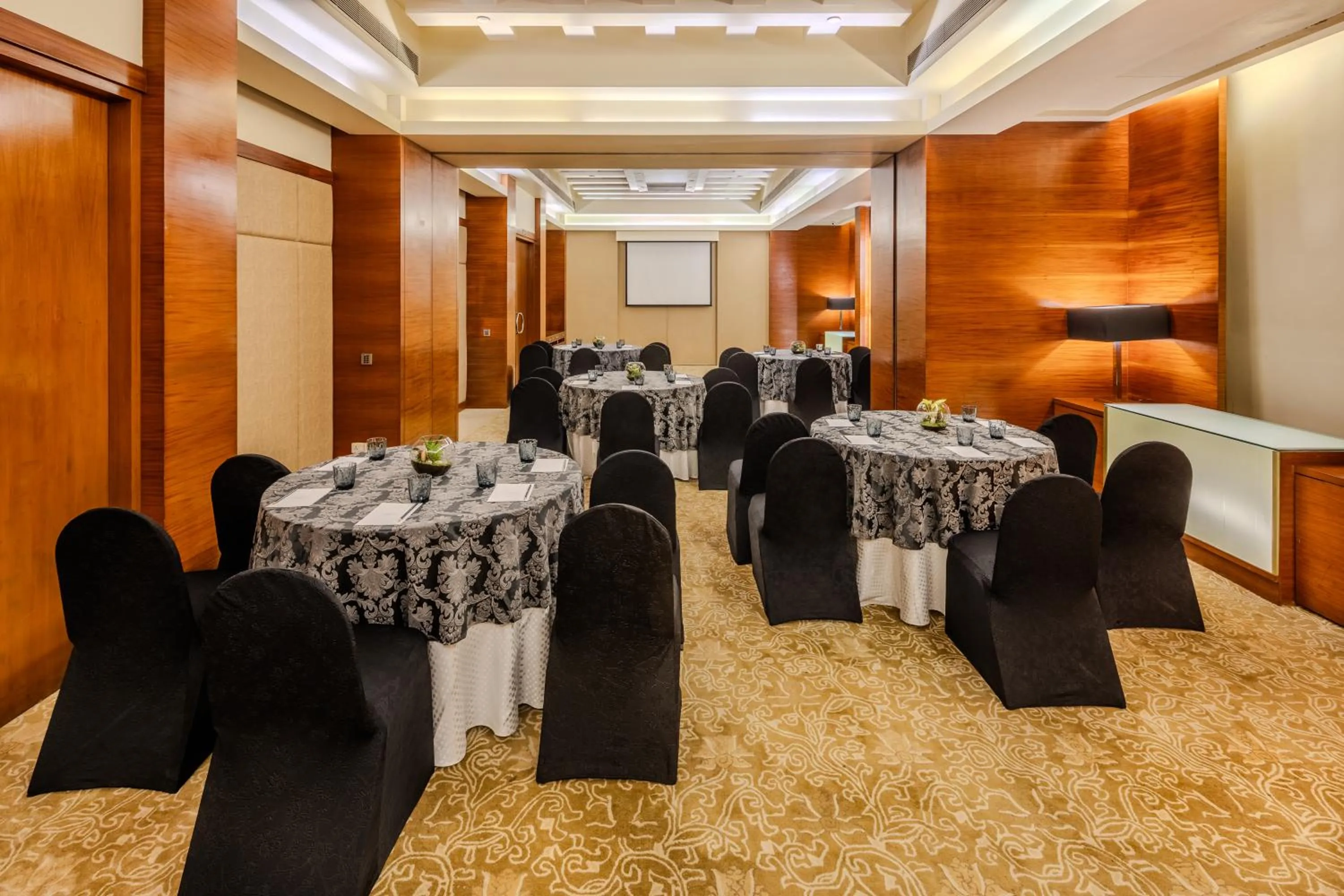 Banquet/Function facilities in Vivanta Goa, Panaji