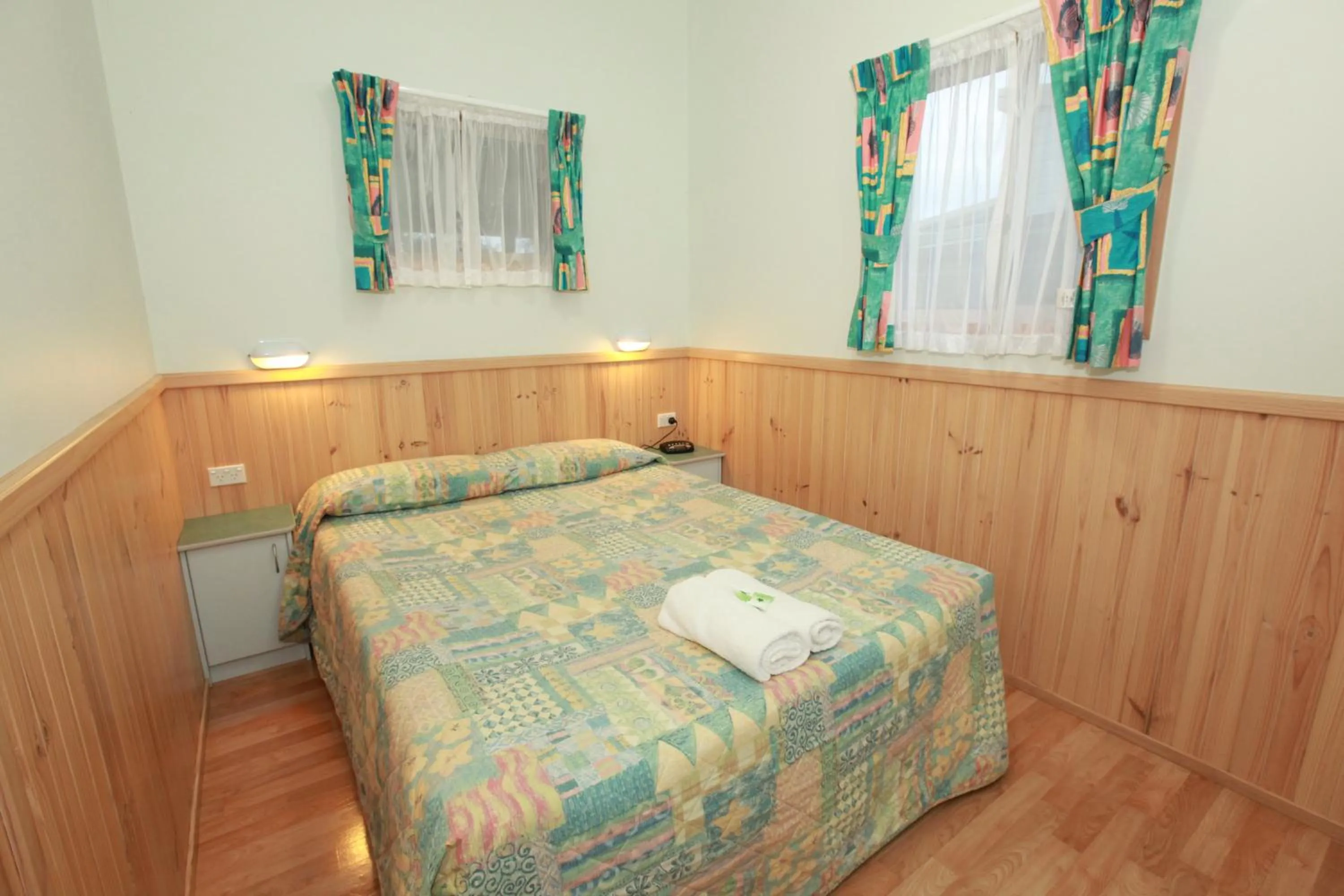 Bedroom, Bed in Lakesea Park