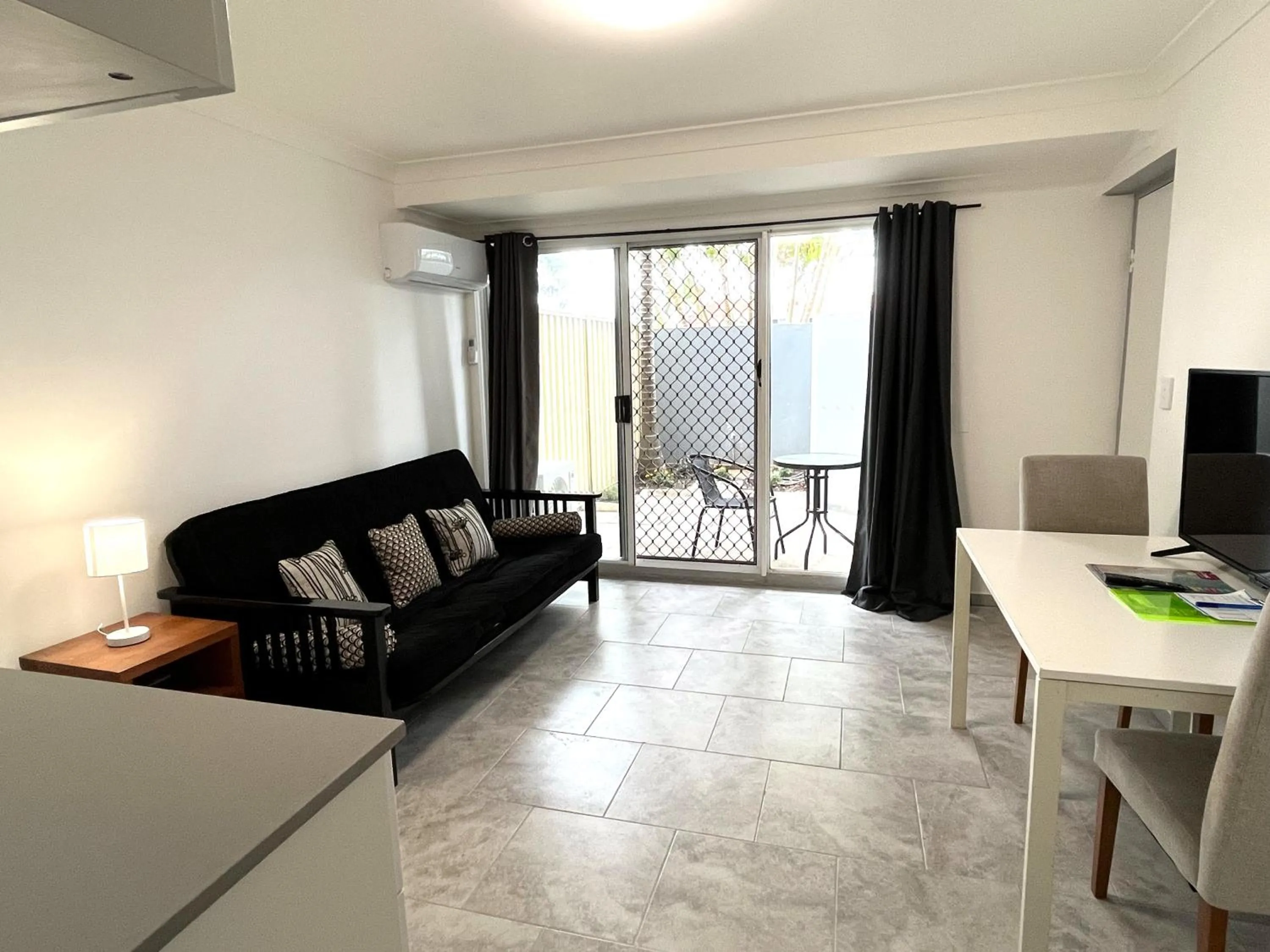 Broadwater Keys Holiday Apartments