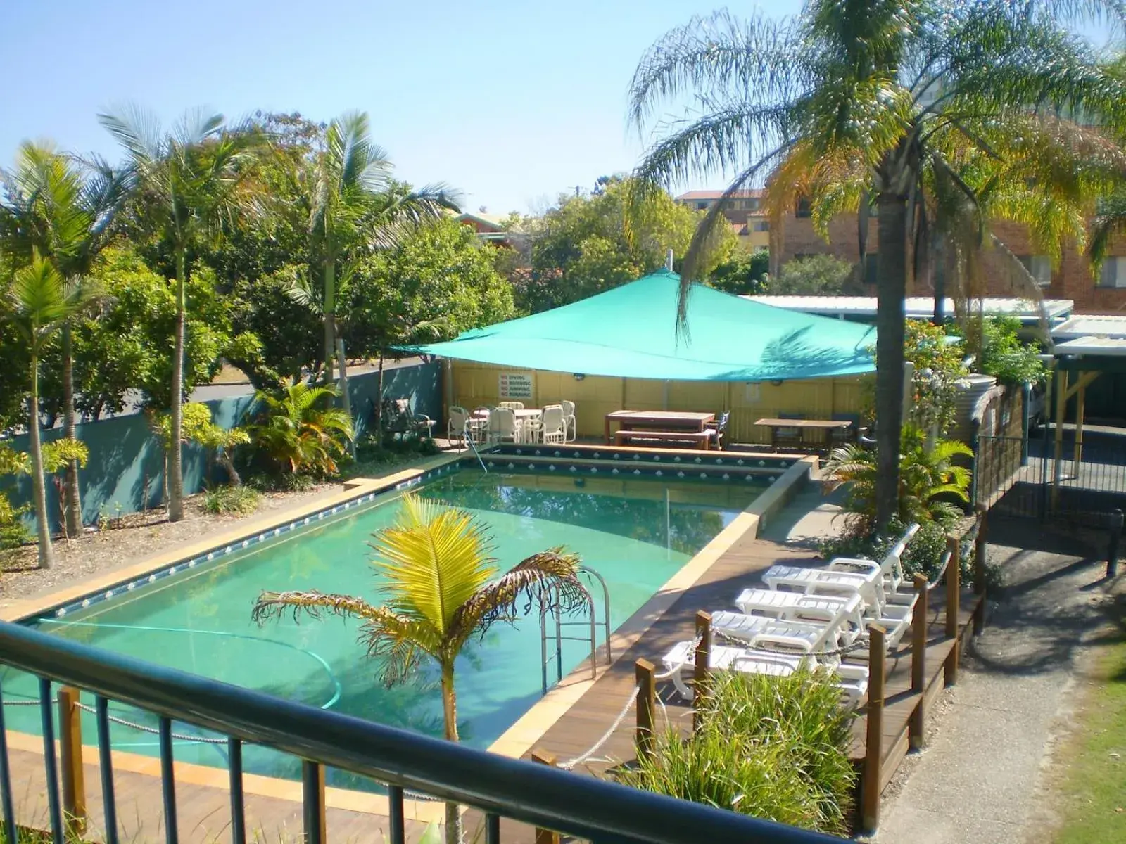 Broadwater Keys Holiday Apartments Broadwater Keys Holiday Apartments