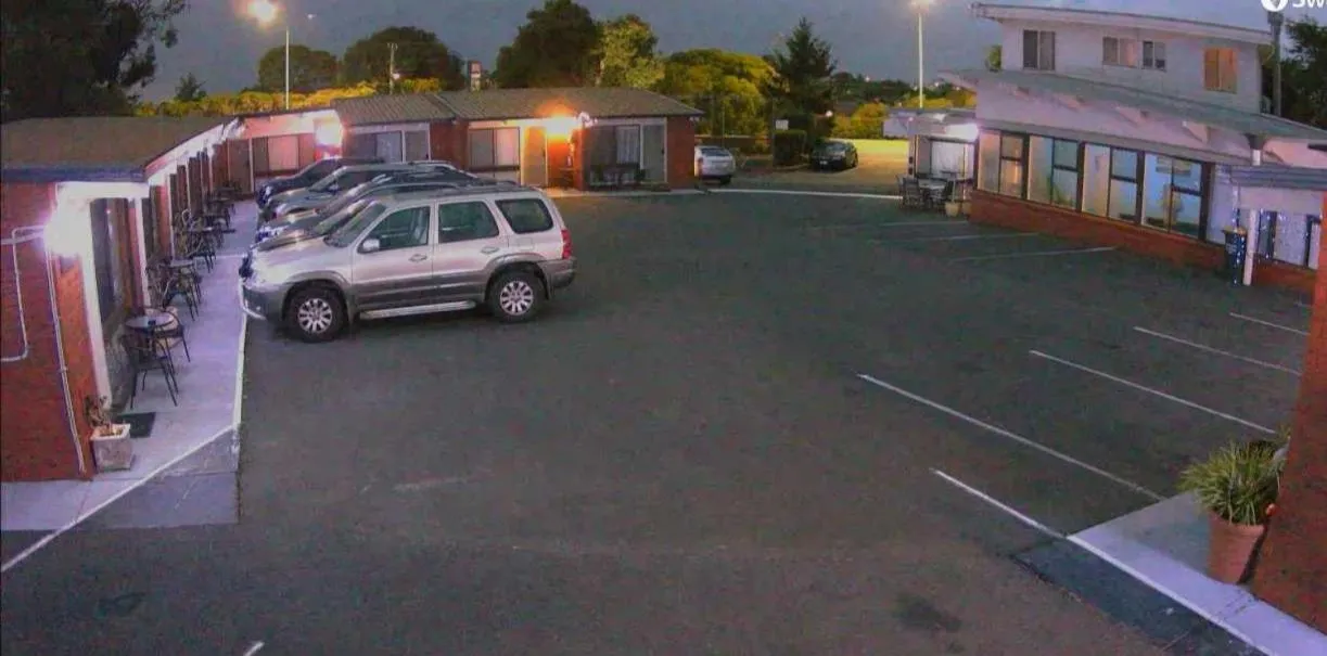 Property building in Abbotswood Motor Inn