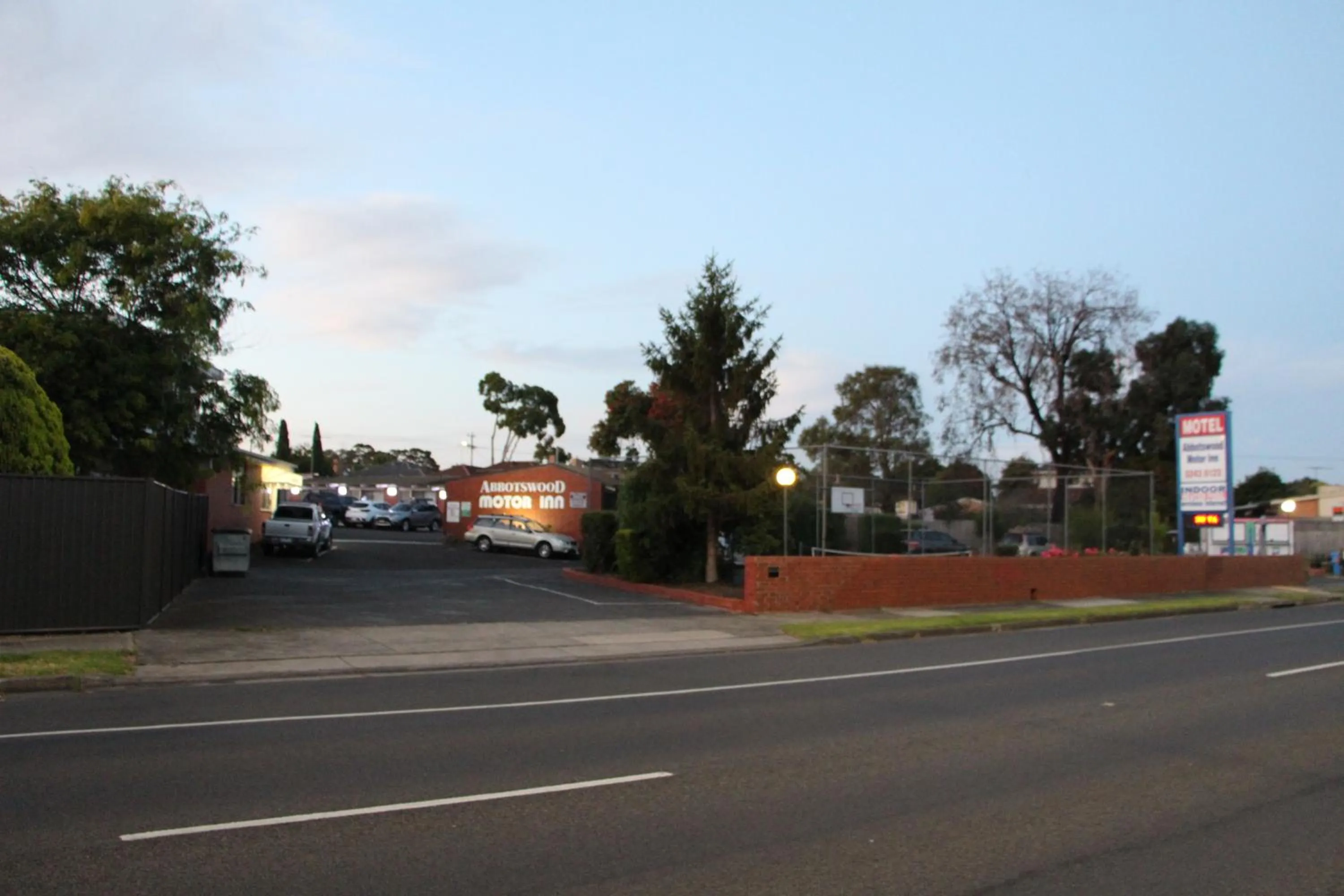 Property building in Abbotswood Motor Inn
