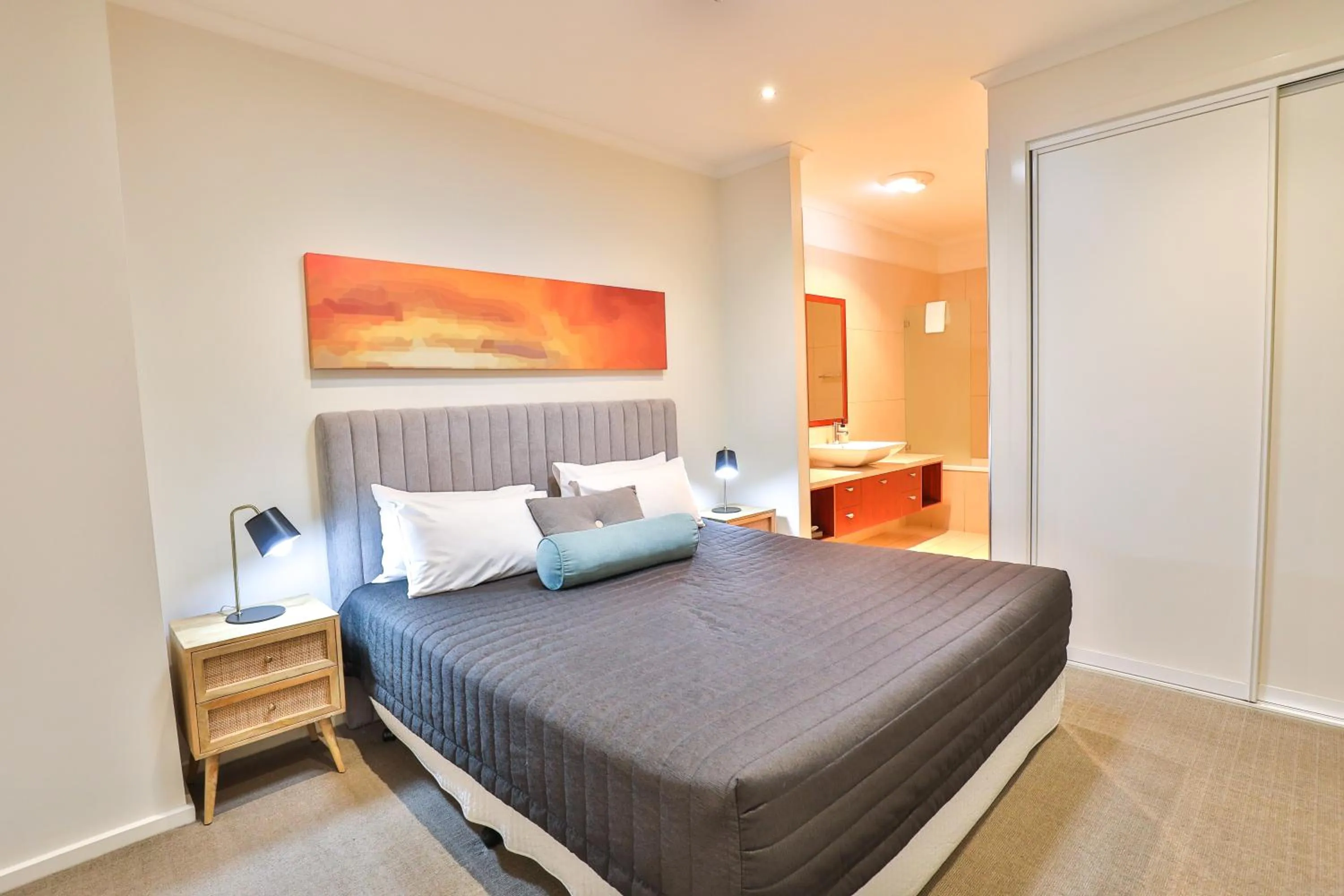 Bedroom, Bed in Indulge Apartments - Langtree